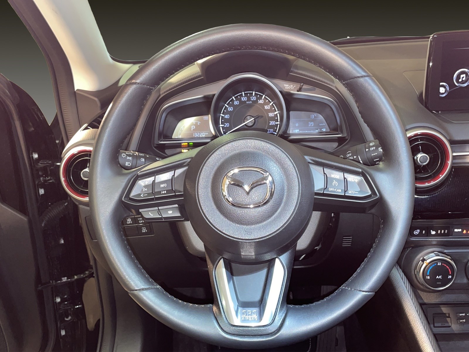 MAZDA 2 1.5 90 Homura - 8