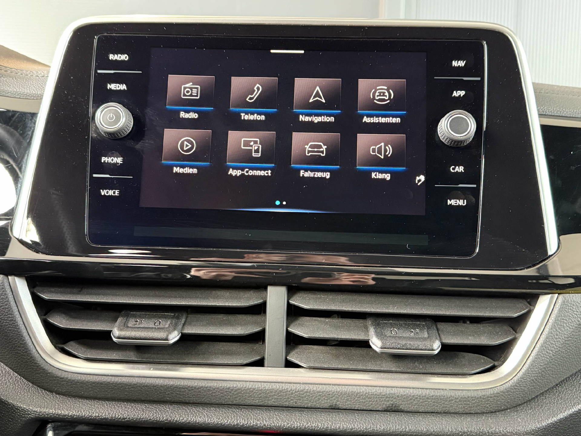 VW T-Roc 1.5 TSI R-Line DSG-13