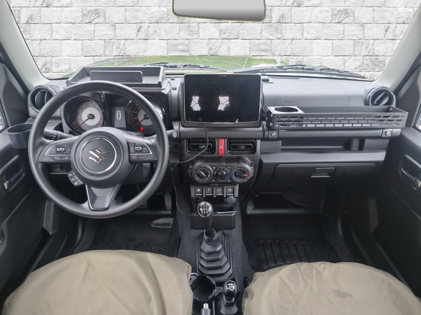 SUZUKI Jimny 1.5 - 6