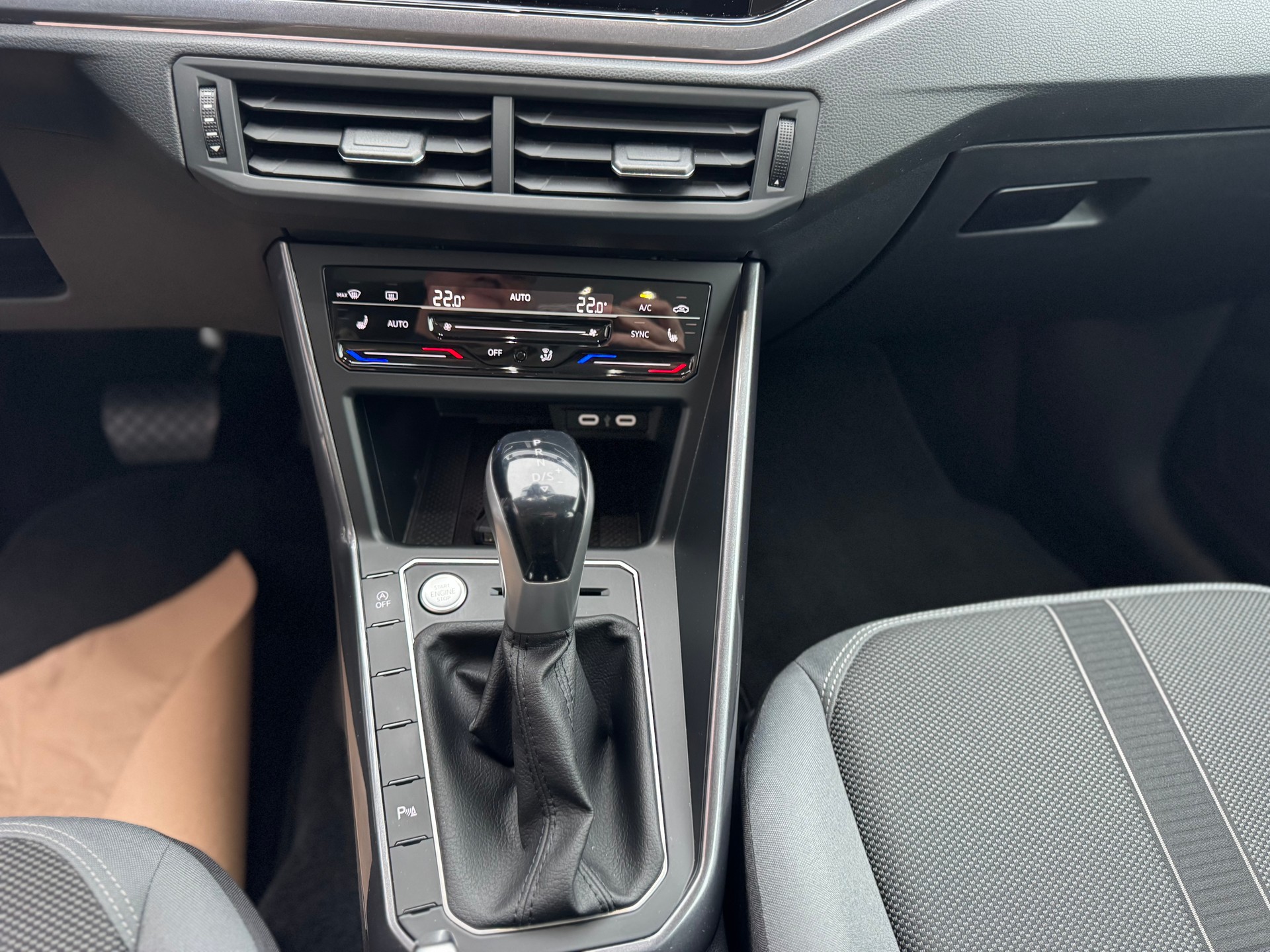 VW Polo 1.0 TSI Style DSG - 14