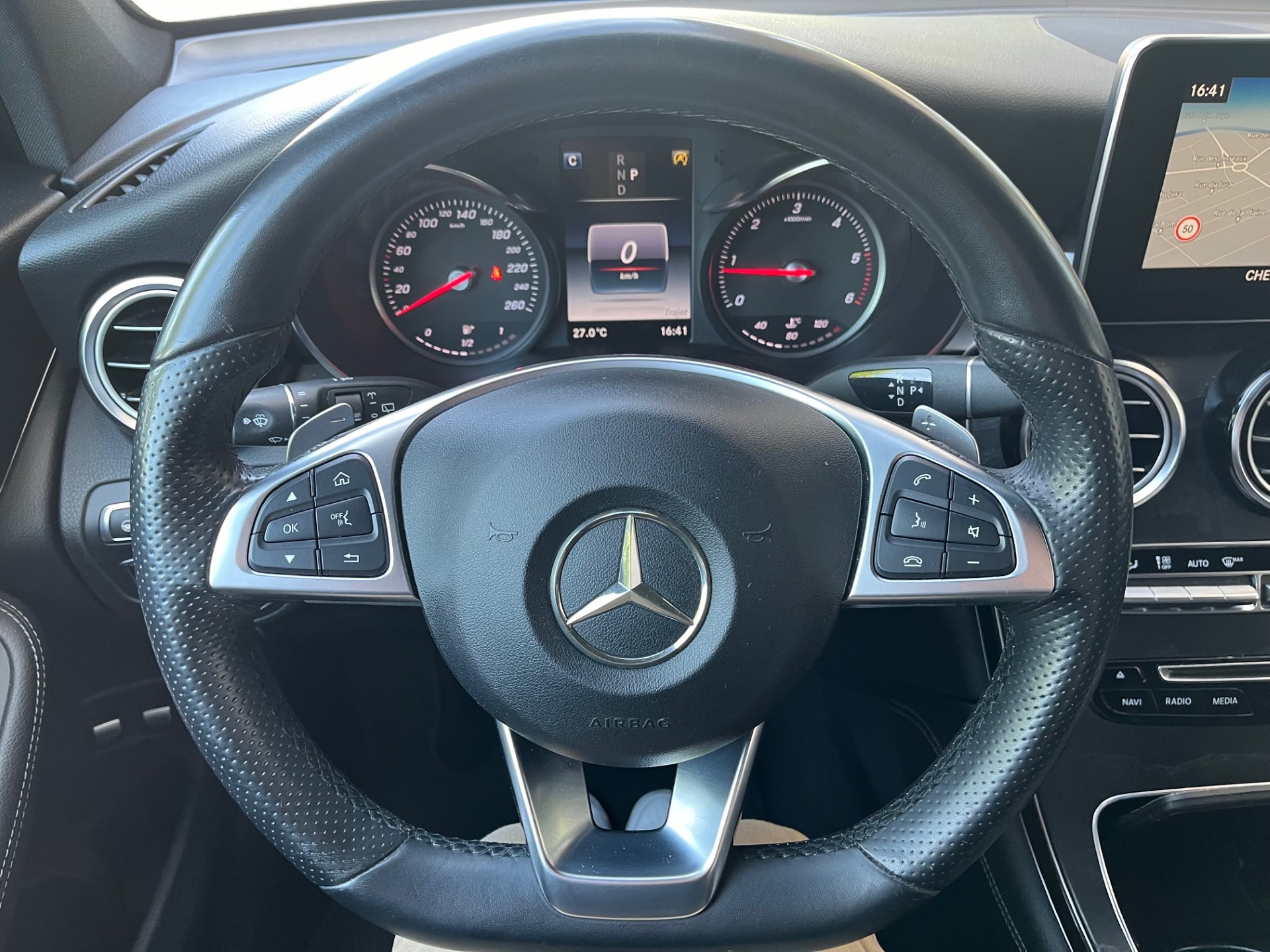 MERCEDES-BENZ GLC 250 d AMG Line 4Matic 9G-Tronic - 12