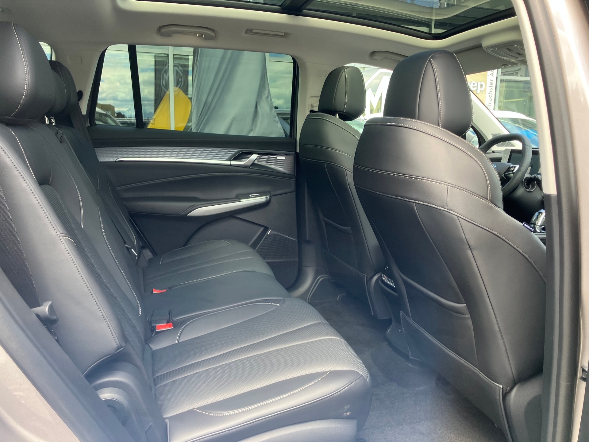 MG S9 1.5 T PHEV Premium - 9
