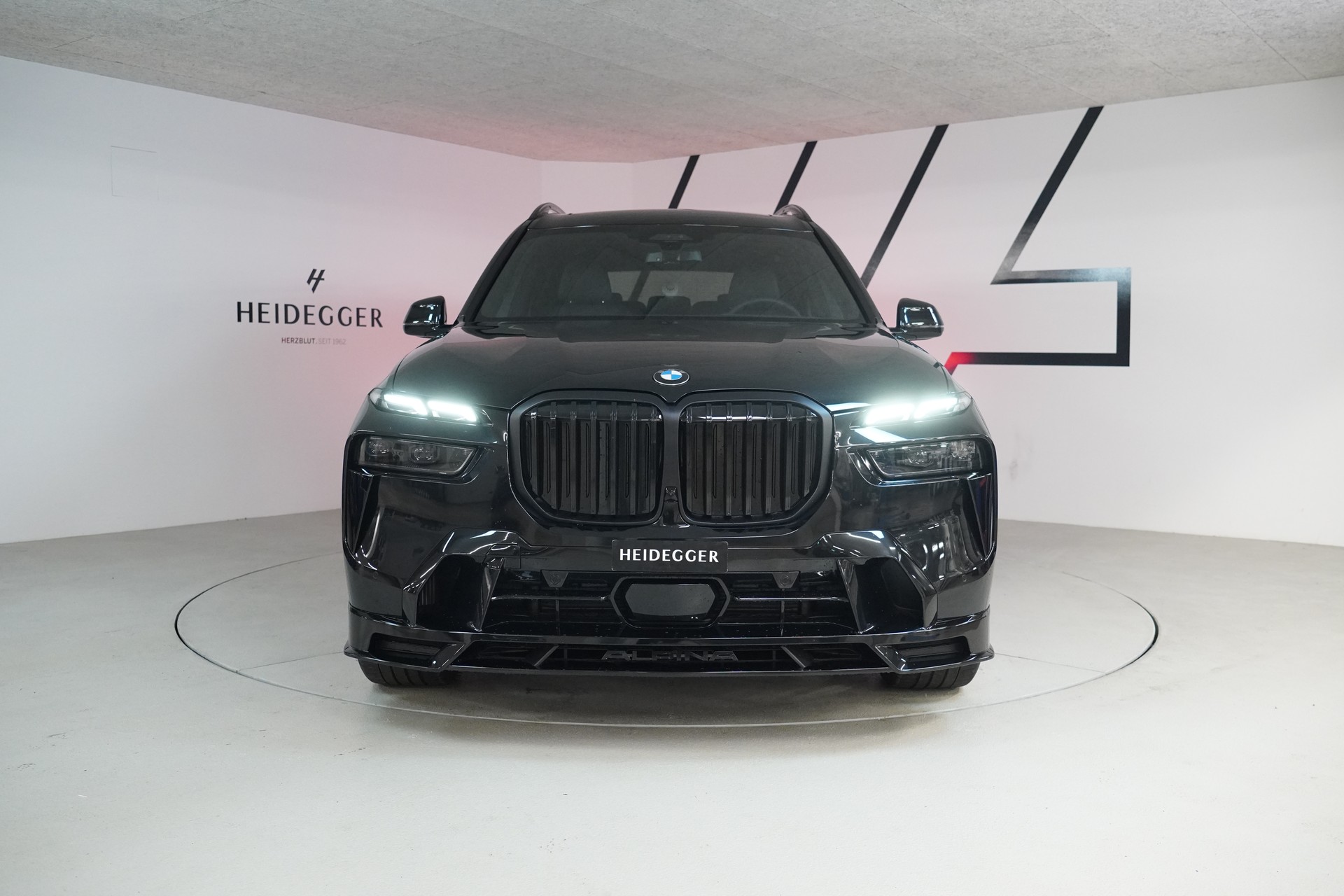 BMW-ALPINA XB 7 4.4 48V Allrad - 2