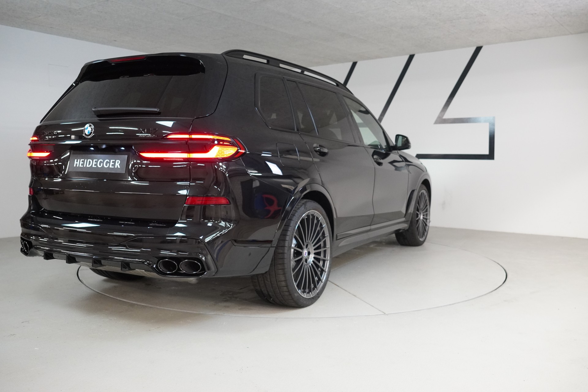 BMW-ALPINA XB 7 4.4 48V Allrad - 7