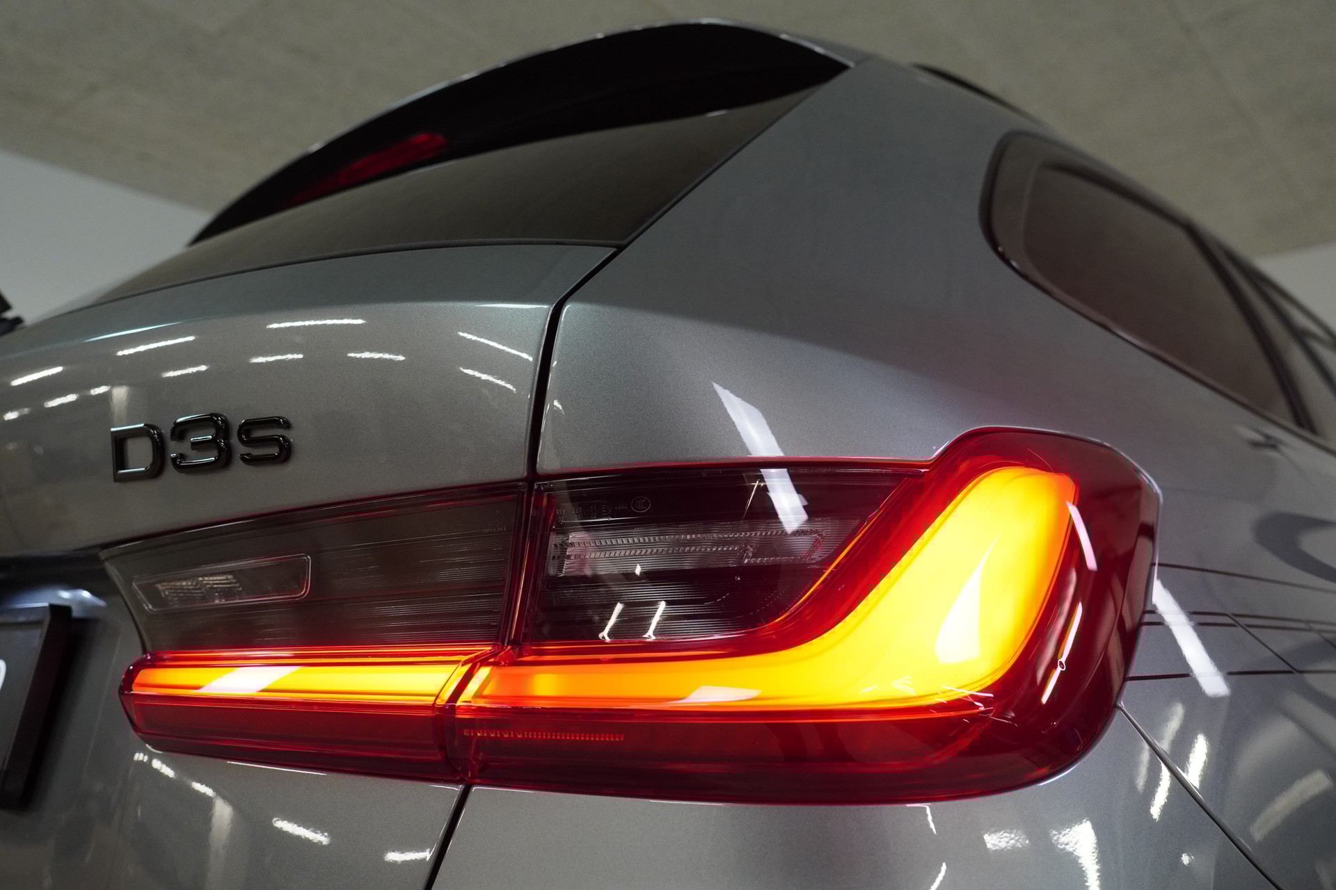 BMW-ALPINA D3 S BiTurbo Touring 3.0d xDrive Switch-Tronic - 16