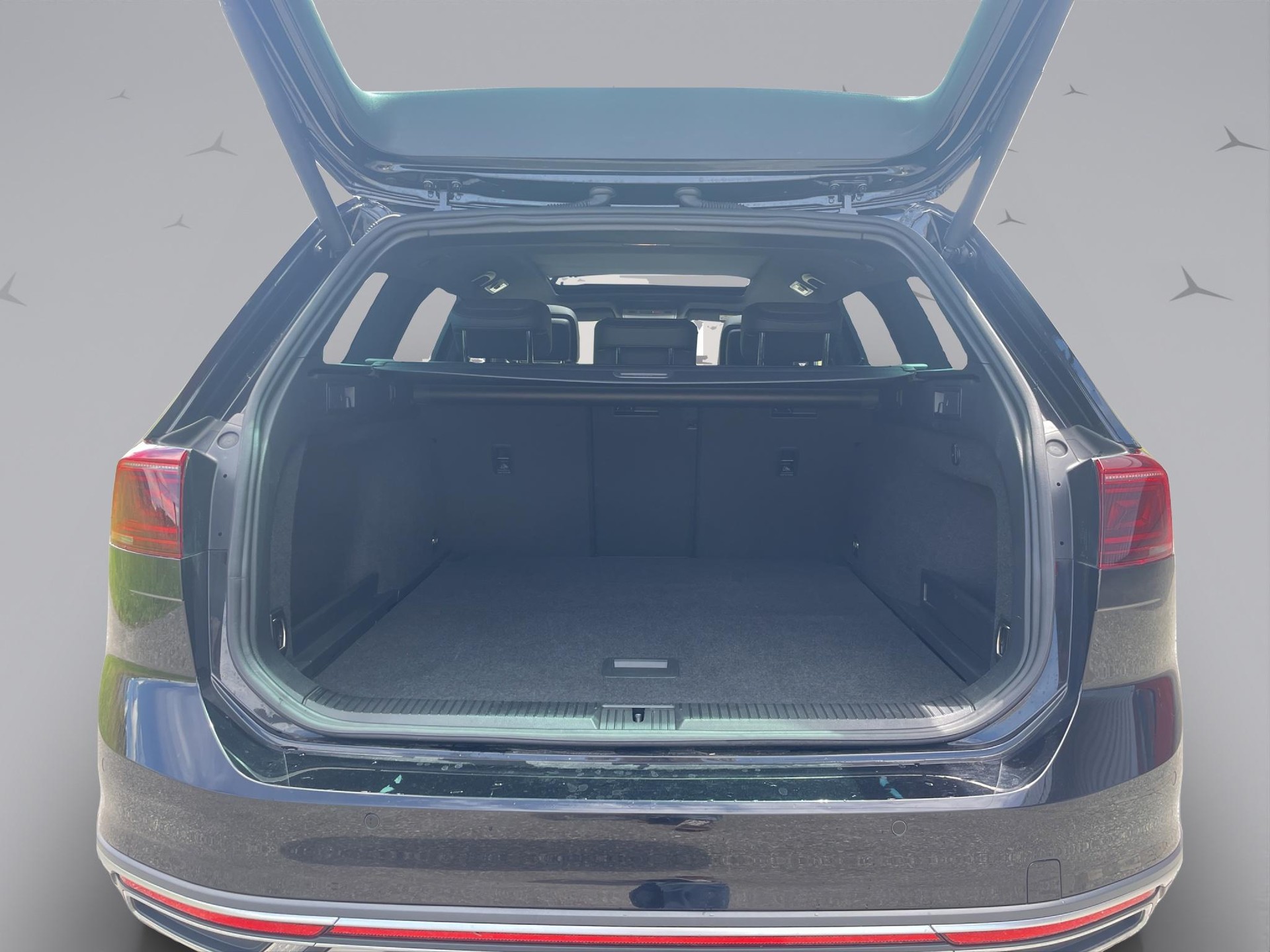 VW Passat Variant 2.0 TSI Alltrack DSG 4m - 19