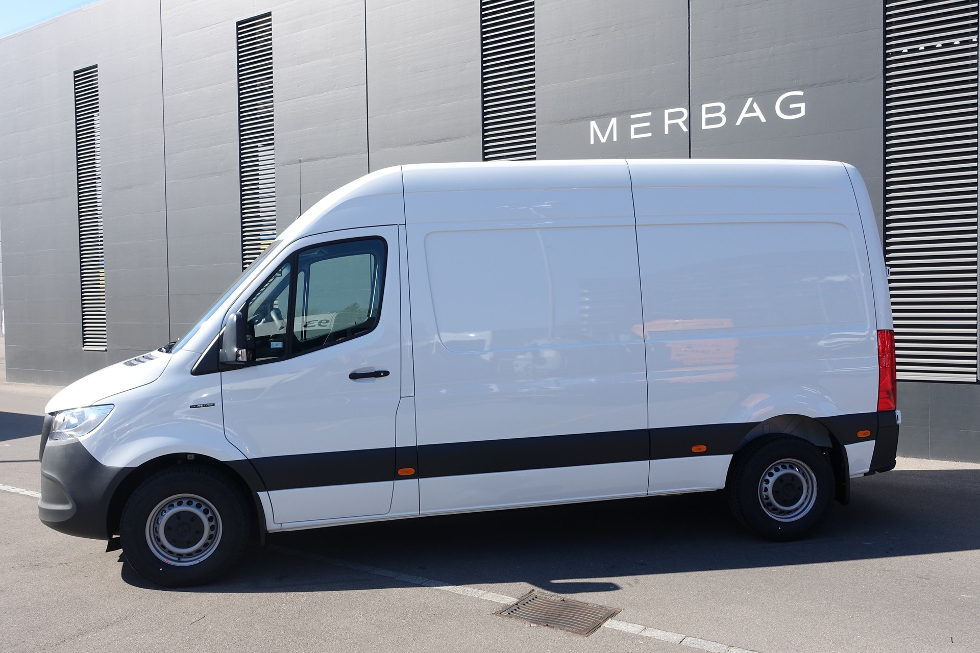 MERCEDES-BENZ eSprinter 312 47kWh Standard - 3