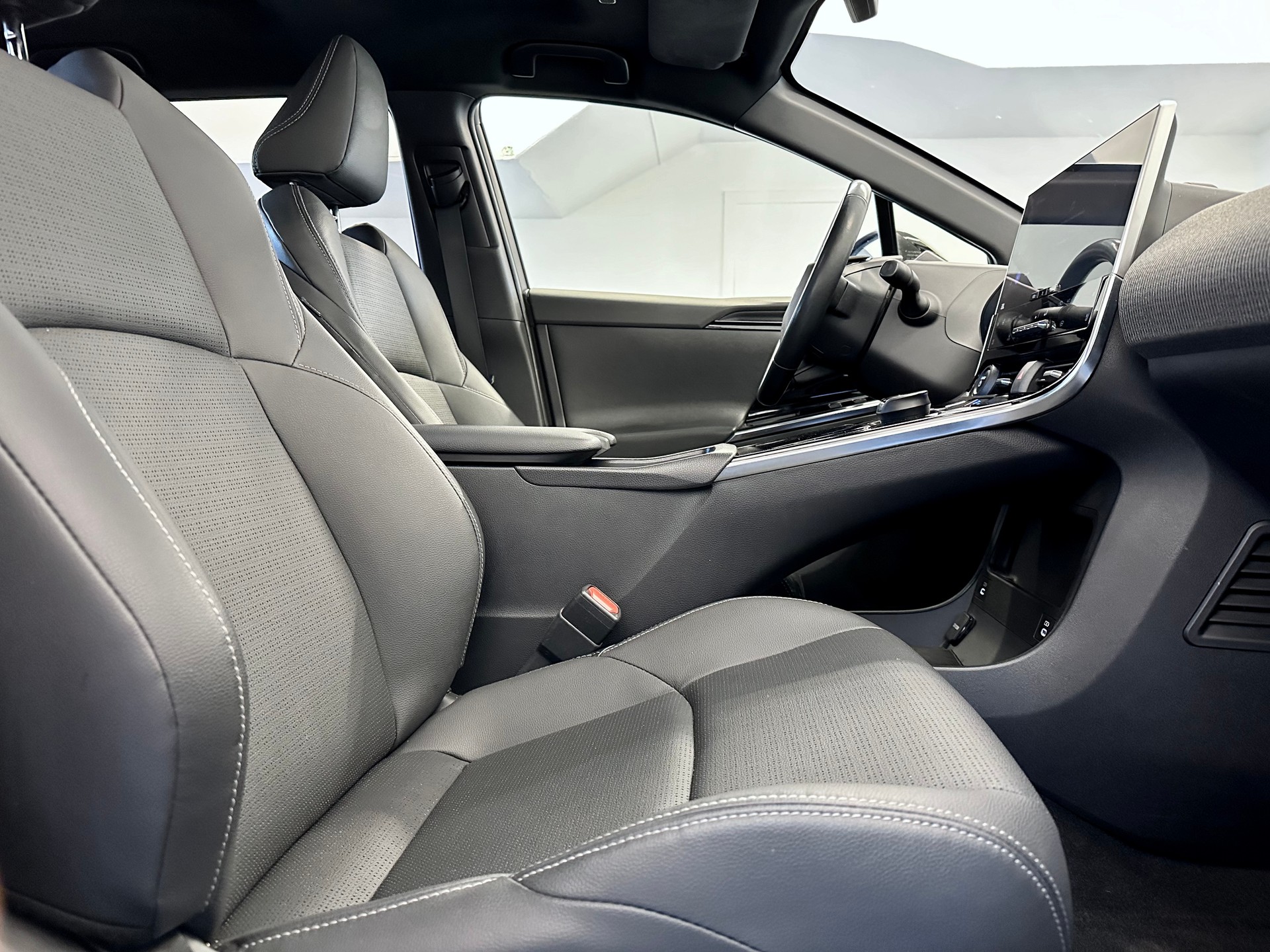 TOYOTA bZ4X Premium 71,4 kWh 4WD - 21