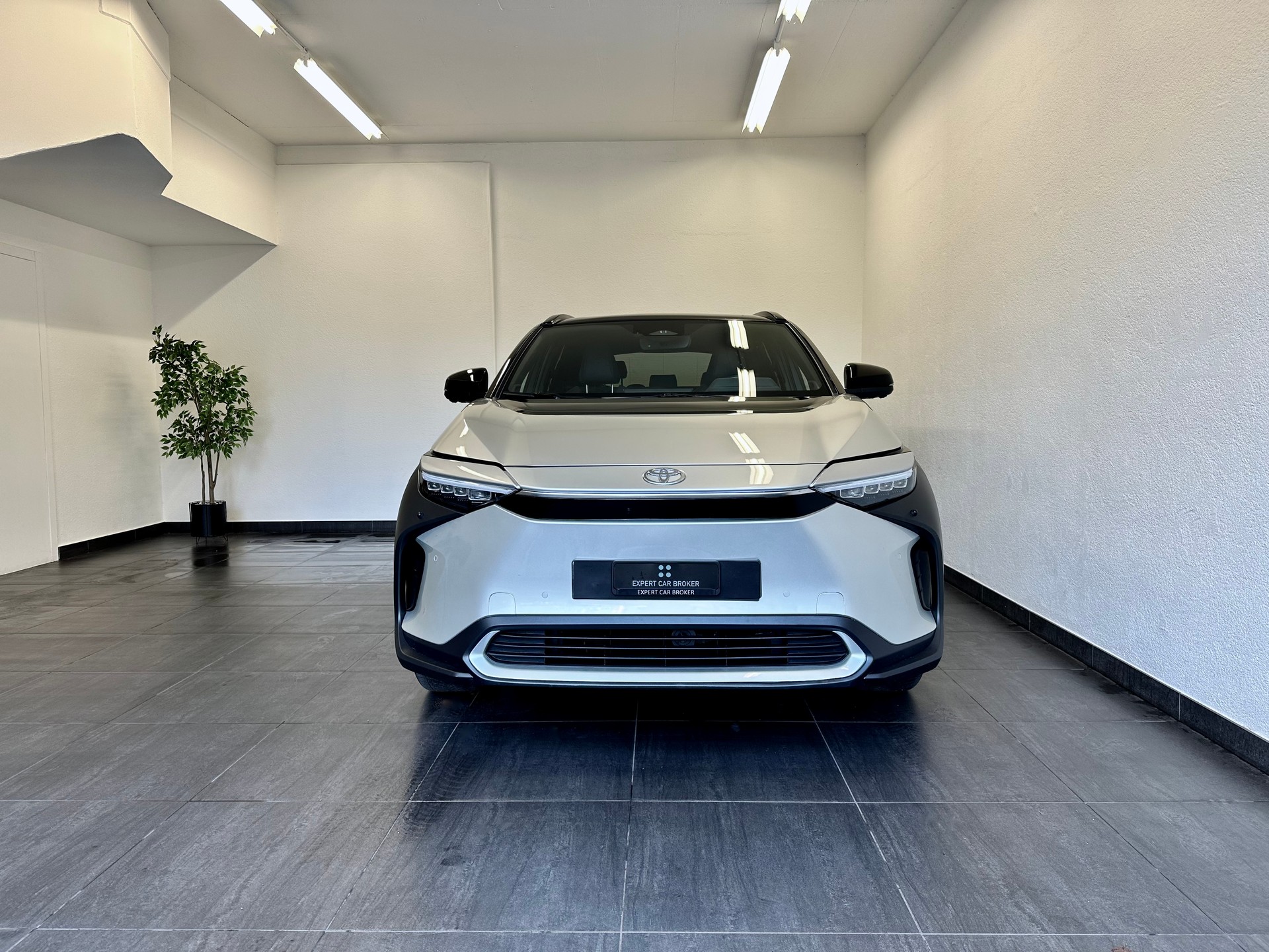 TOYOTA bZ4X Premium 71,4 kWh 4WD - 4