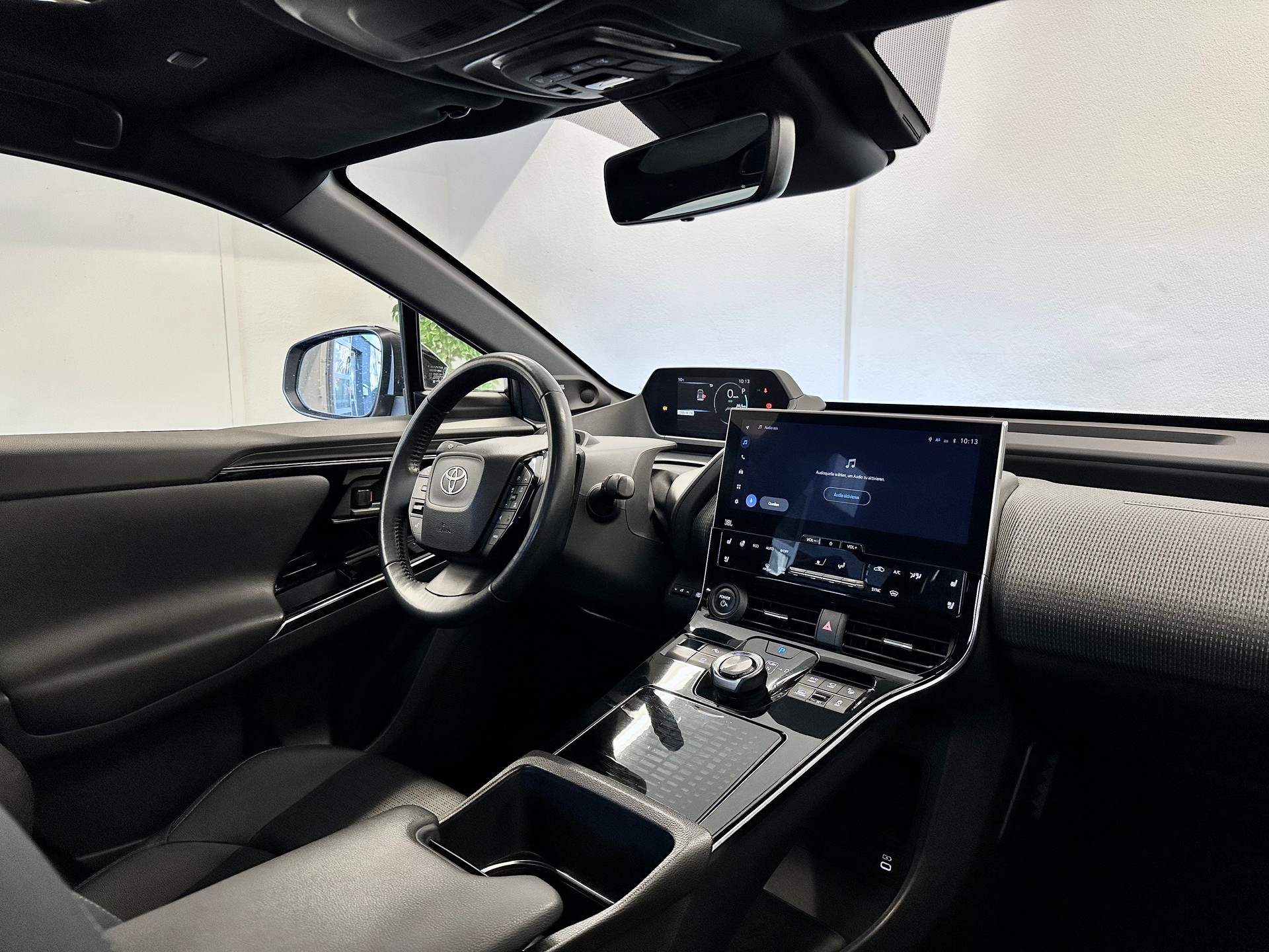 TOYOTA bZ4X Premium 71,4 kWh 4WD - 22