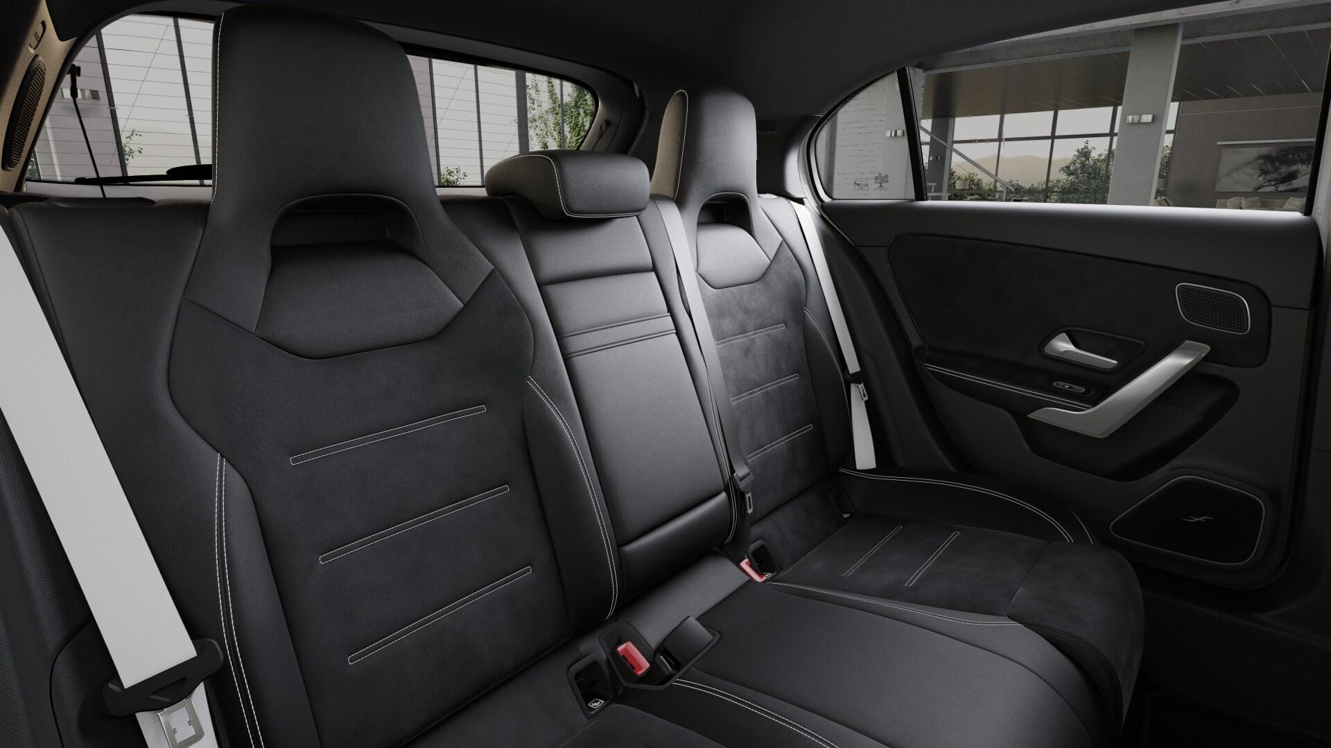 MERCEDES-BENZ A 250 AMG Line 4m - 10