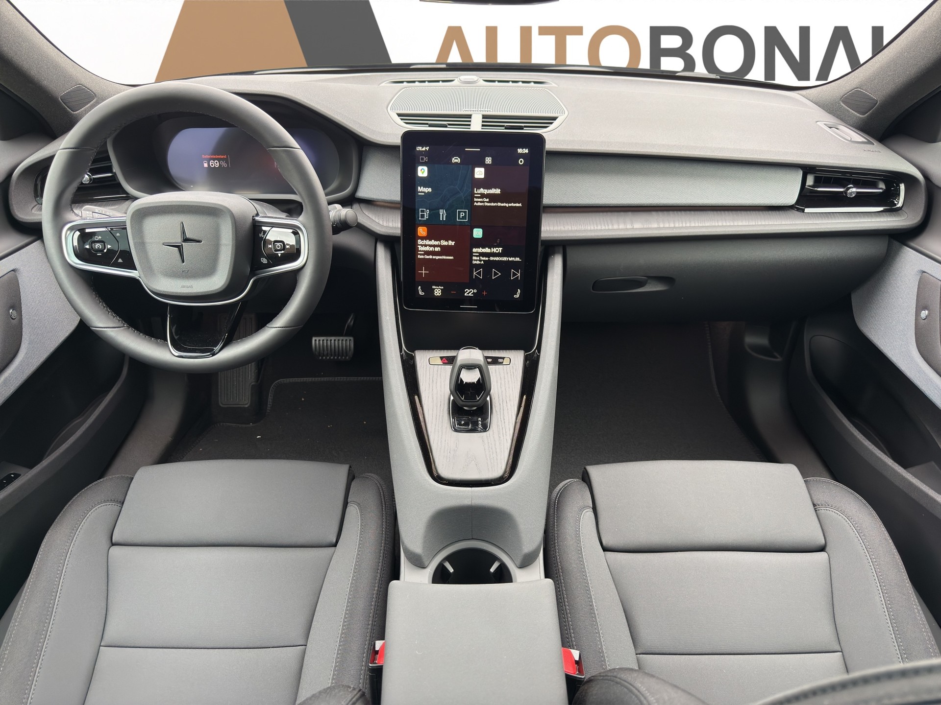 POLESTAR 2 Long Range Dual Motor Plus Climate Pilot - 10