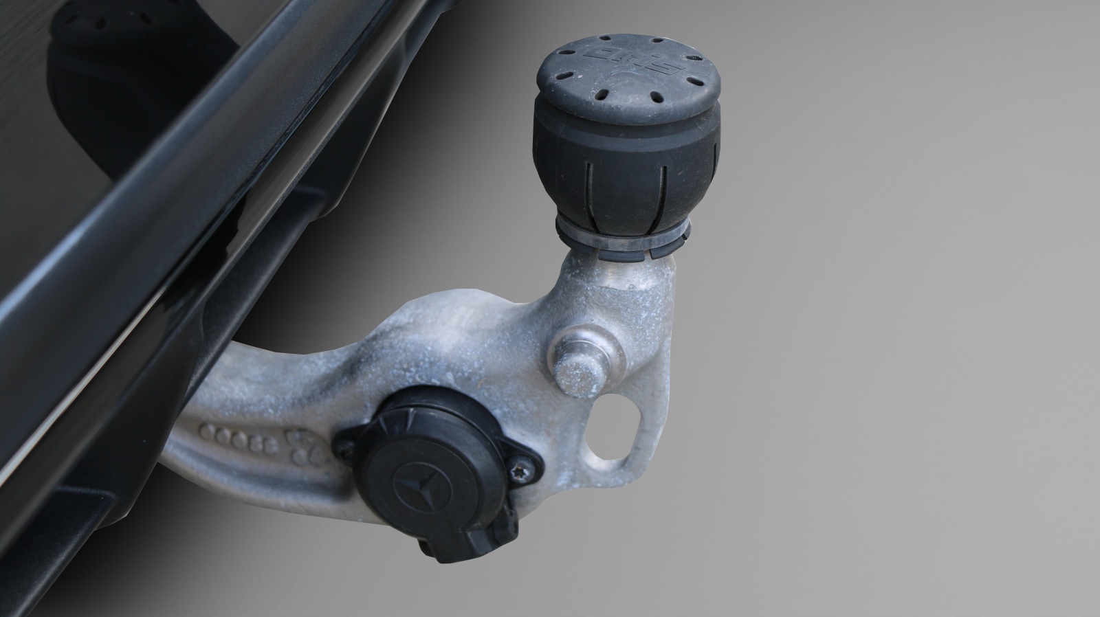 MERCEDES-BENZ E 220 d T 4M 9G-Tronic - 13