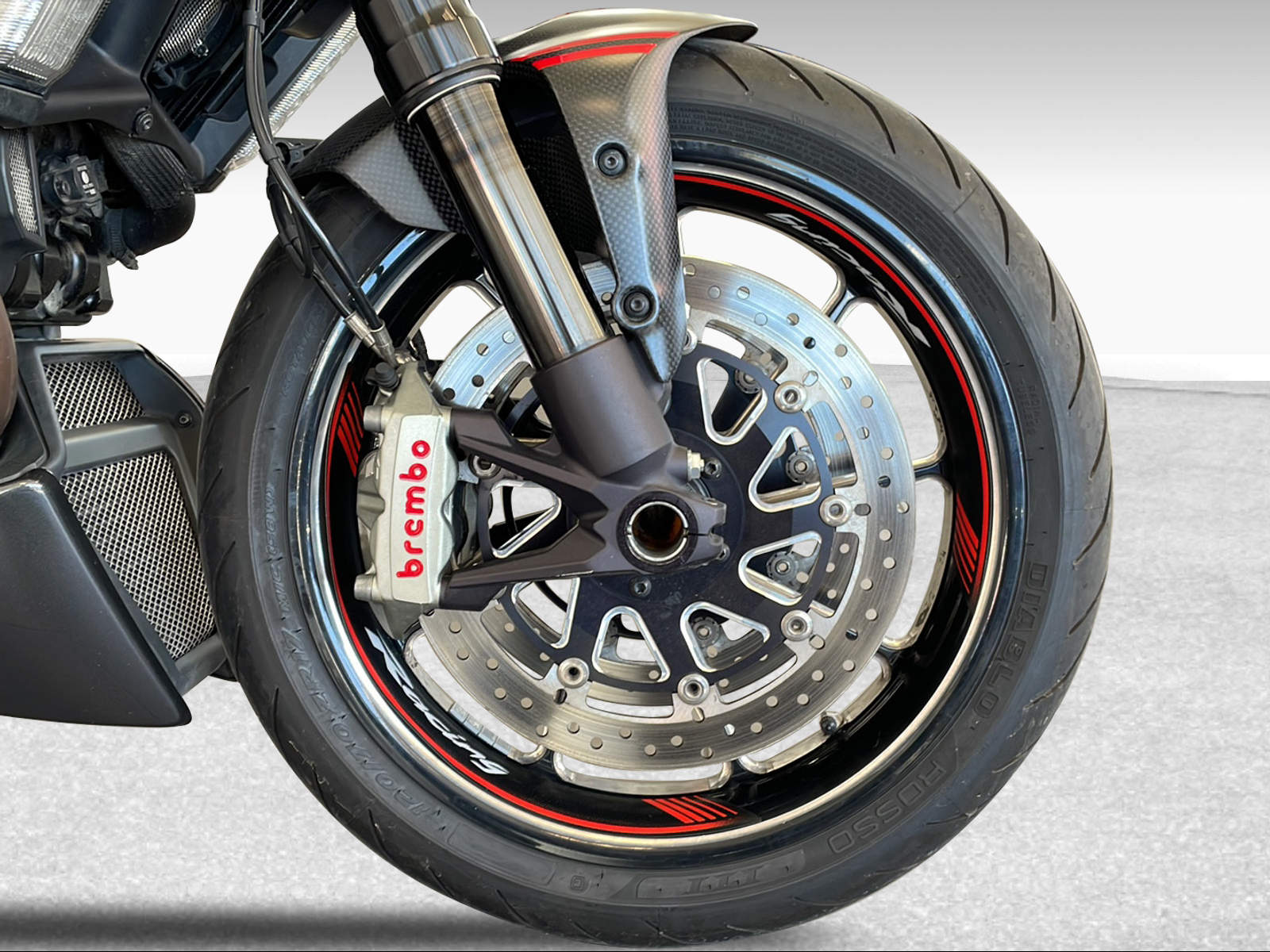 DUCATI 1200 Diavel Carbon ABS - 7
