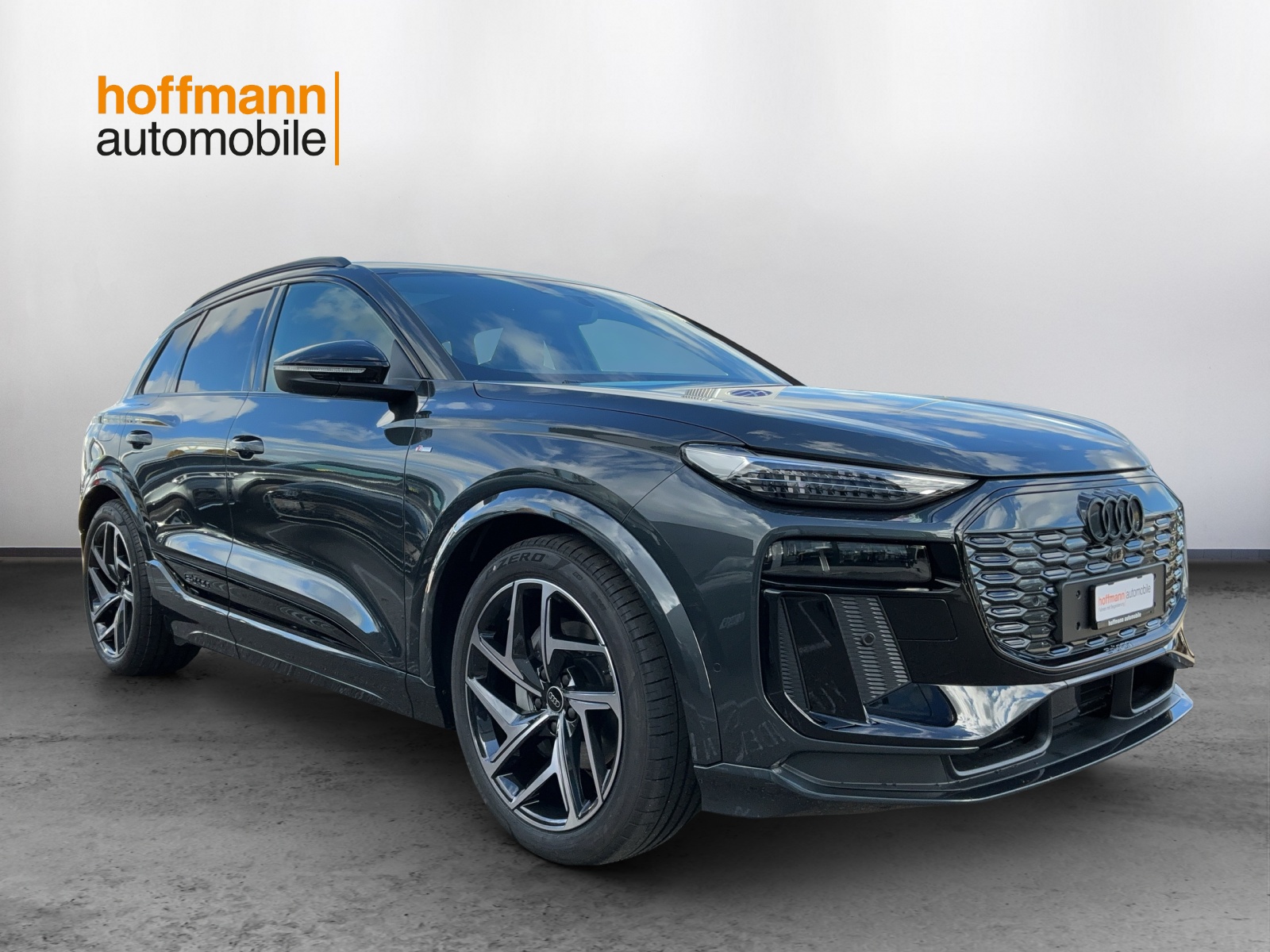 AUDI Q6 e-tron quattro - 3