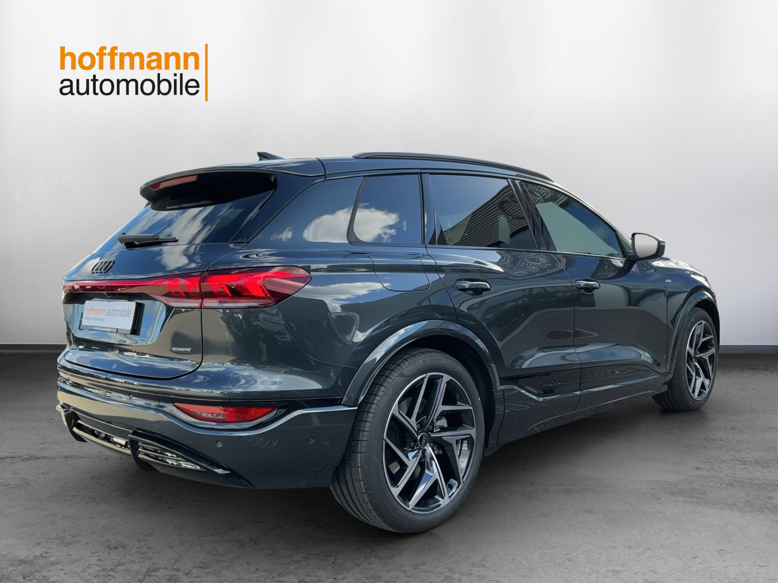 AUDI Q6 e-tron quattro - 4