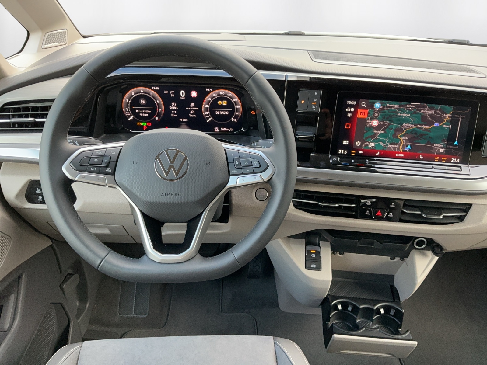 VW Multivan 2.0 TSI Life DSG - 7