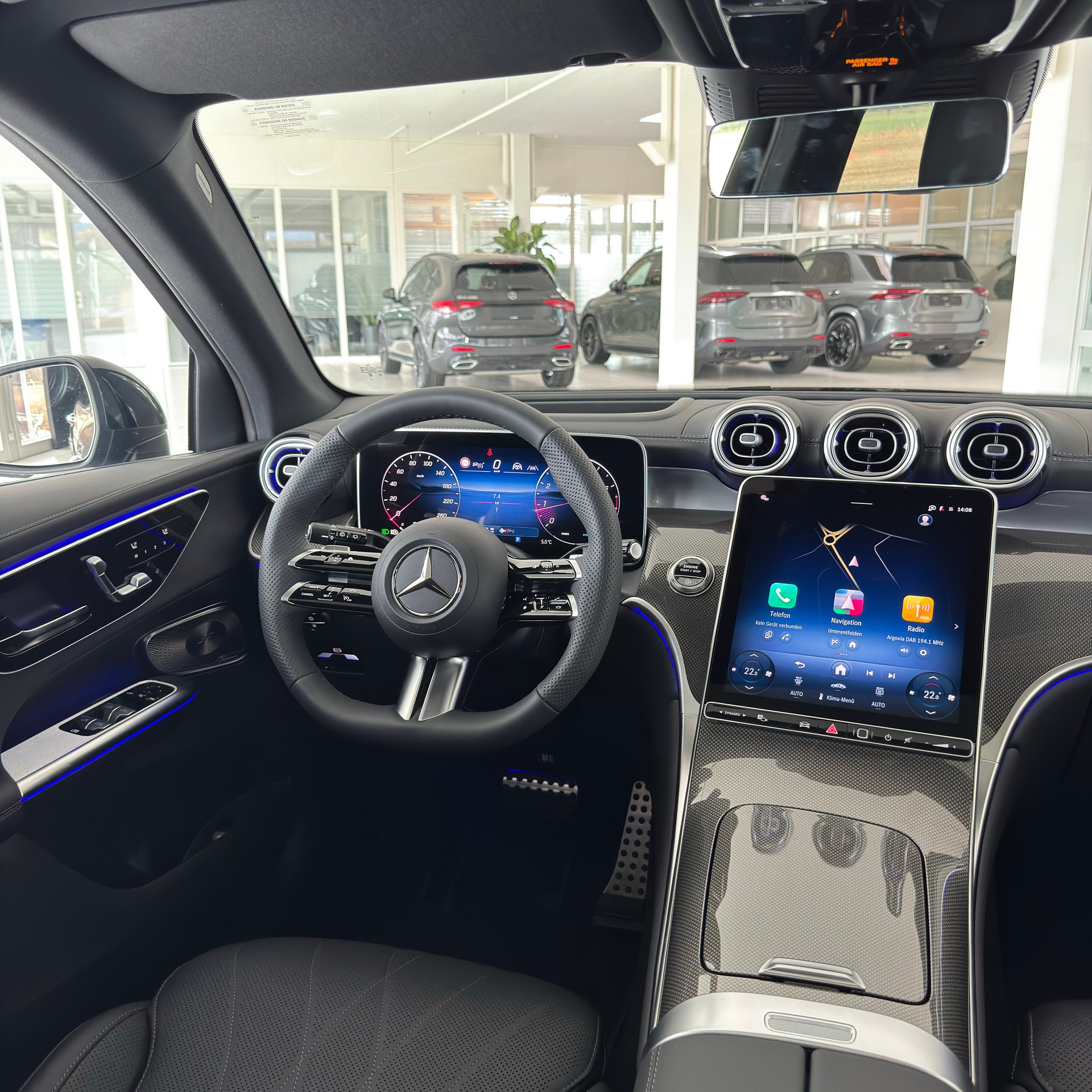 MERCEDES-BENZ GLC 300 4MATIC - 13