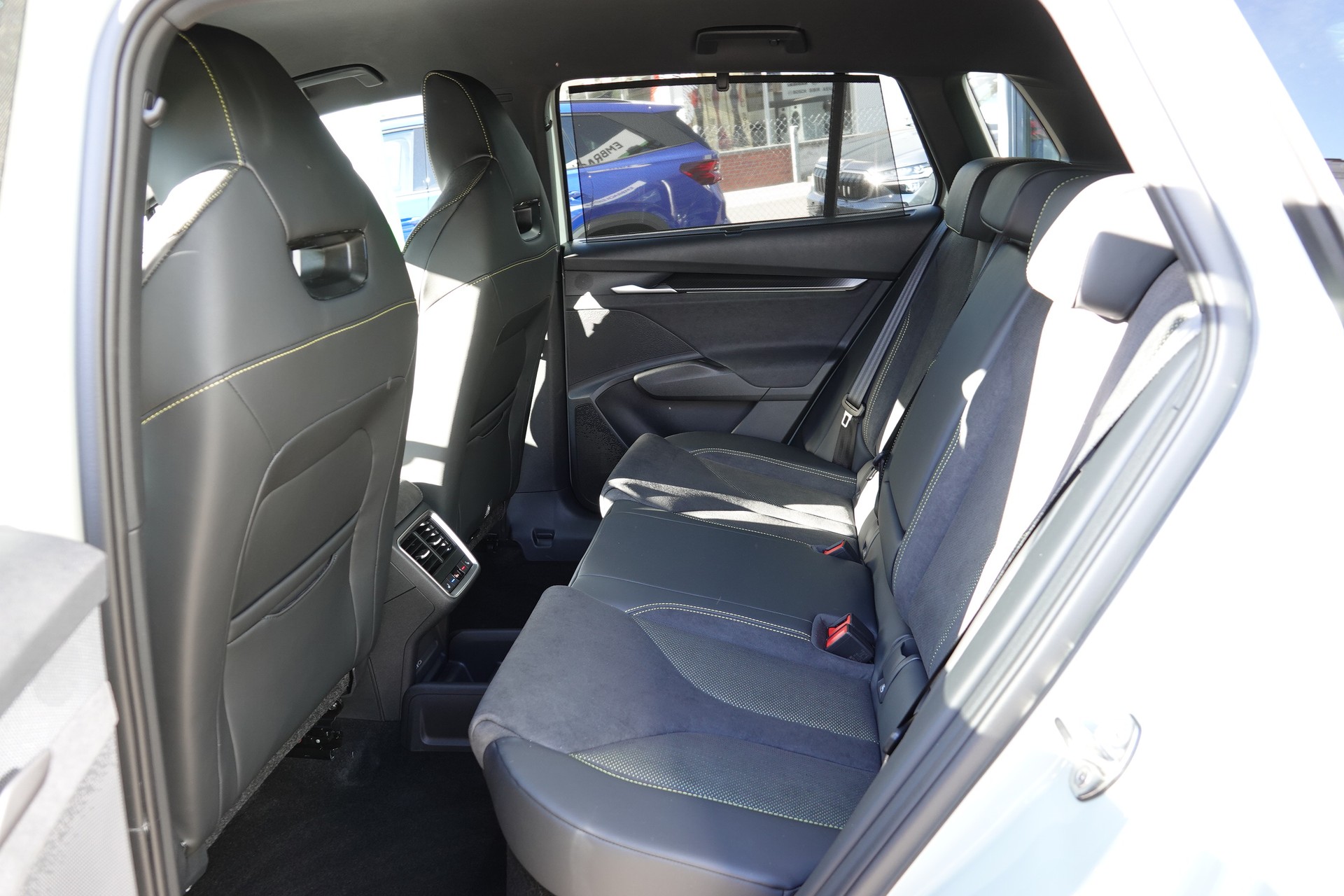 SKODA Elroq RS 4x4 - 16