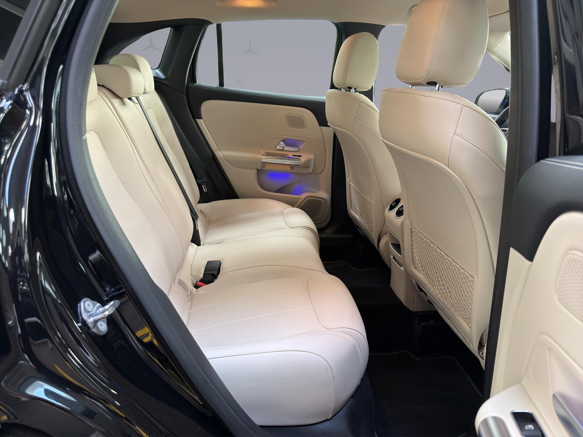 MERCEDES-BENZ GLA 250 Progressive 4matic - 17