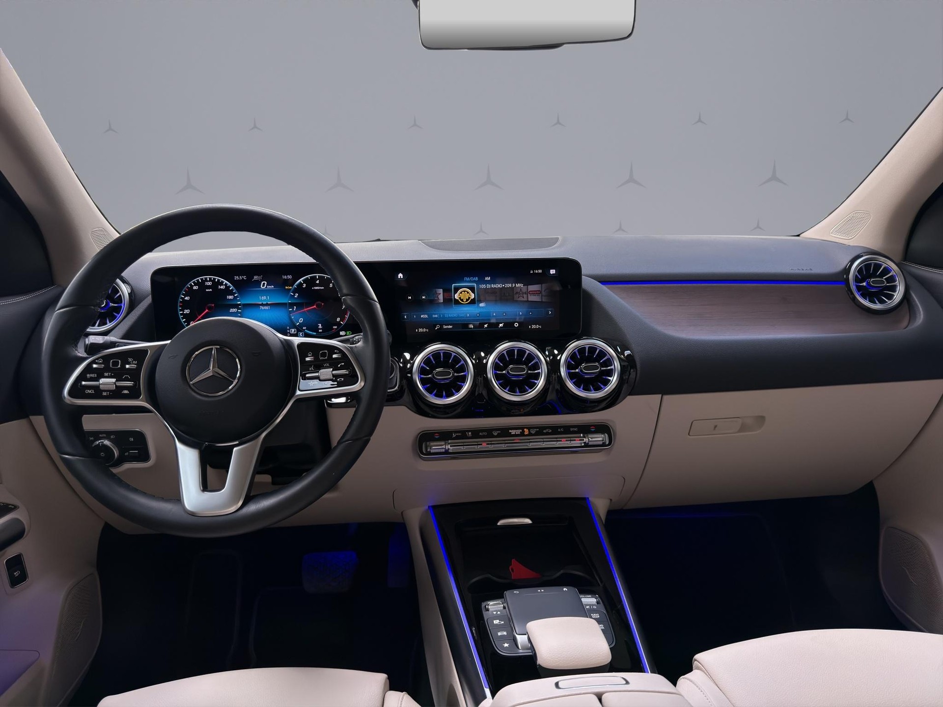 MERCEDES-BENZ GLA 250 Progressive 4matic - 13