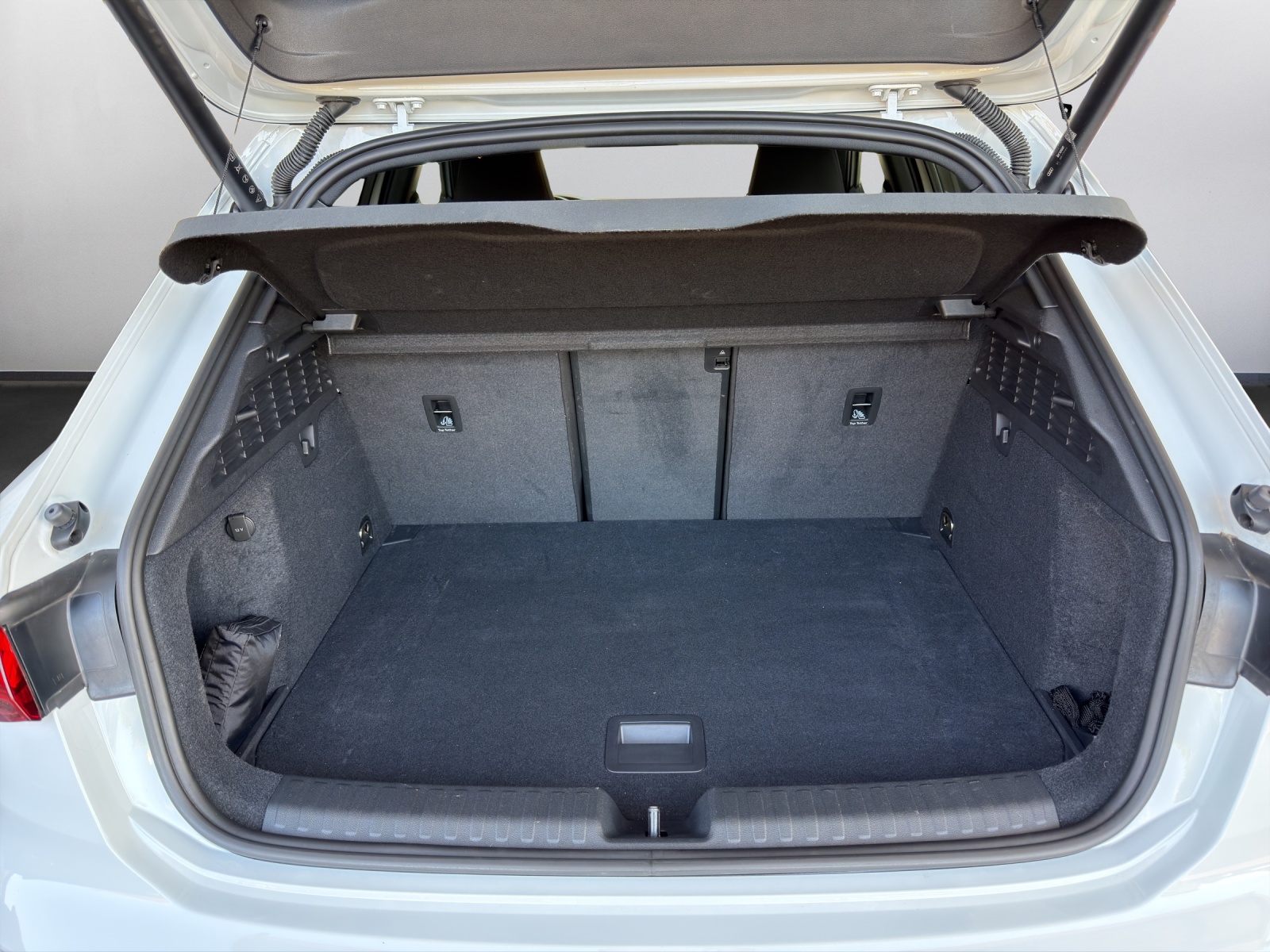 AUDI A3 Sportback 35 TFSI S line Attraction S-tronic - 14