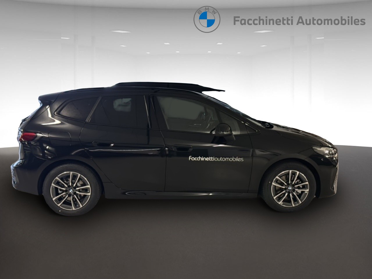 BMW 220i Active Tourer M Sport DKG - 6