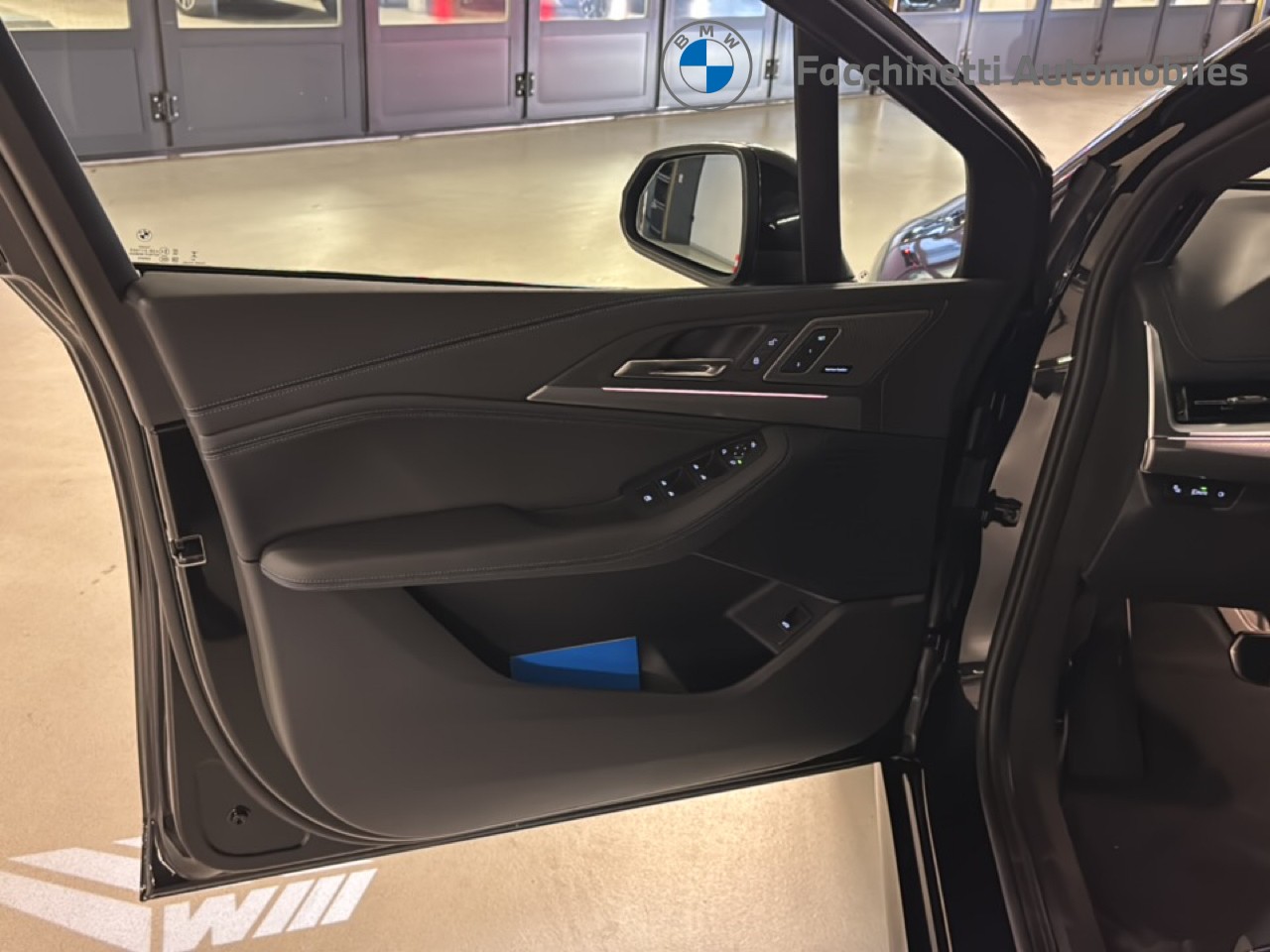 BMW 220i Active Tourer M Sport DKG - 11