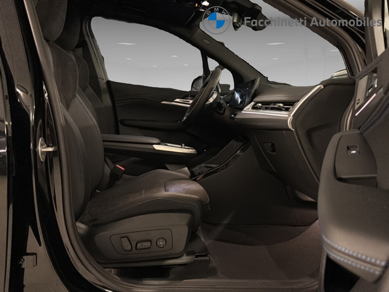 BMW 220i Active Tourer M Sport DKG - 14