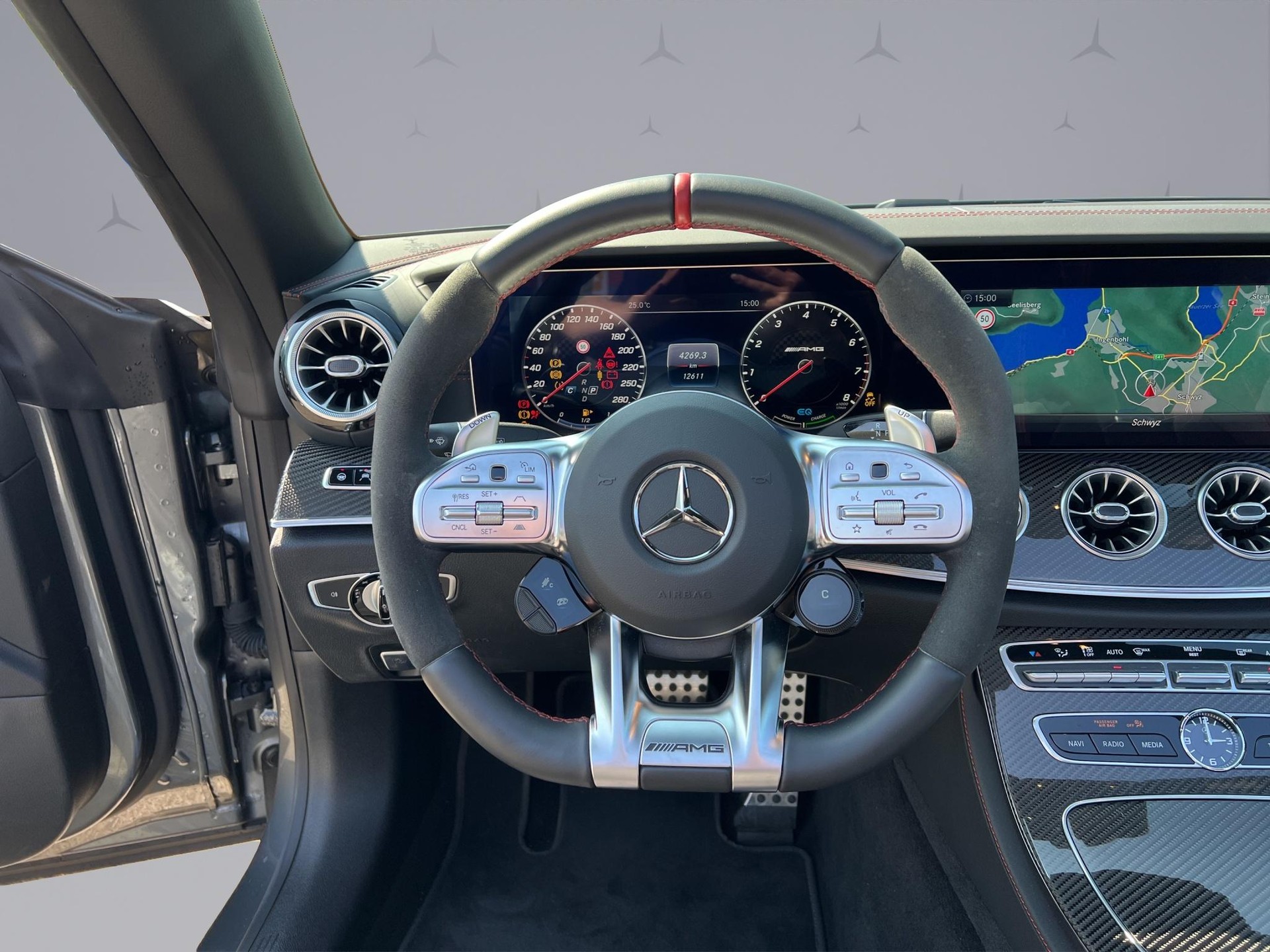 MERCEDES-BENZ E 53 AMG 4matic+ Cabriolet - 11