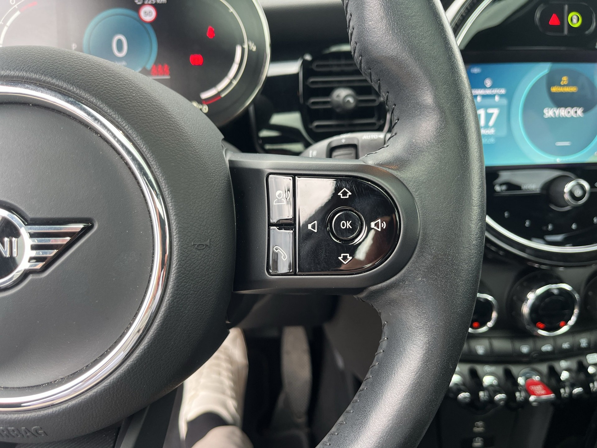 MINI Cooper Steptronic DKG - 17