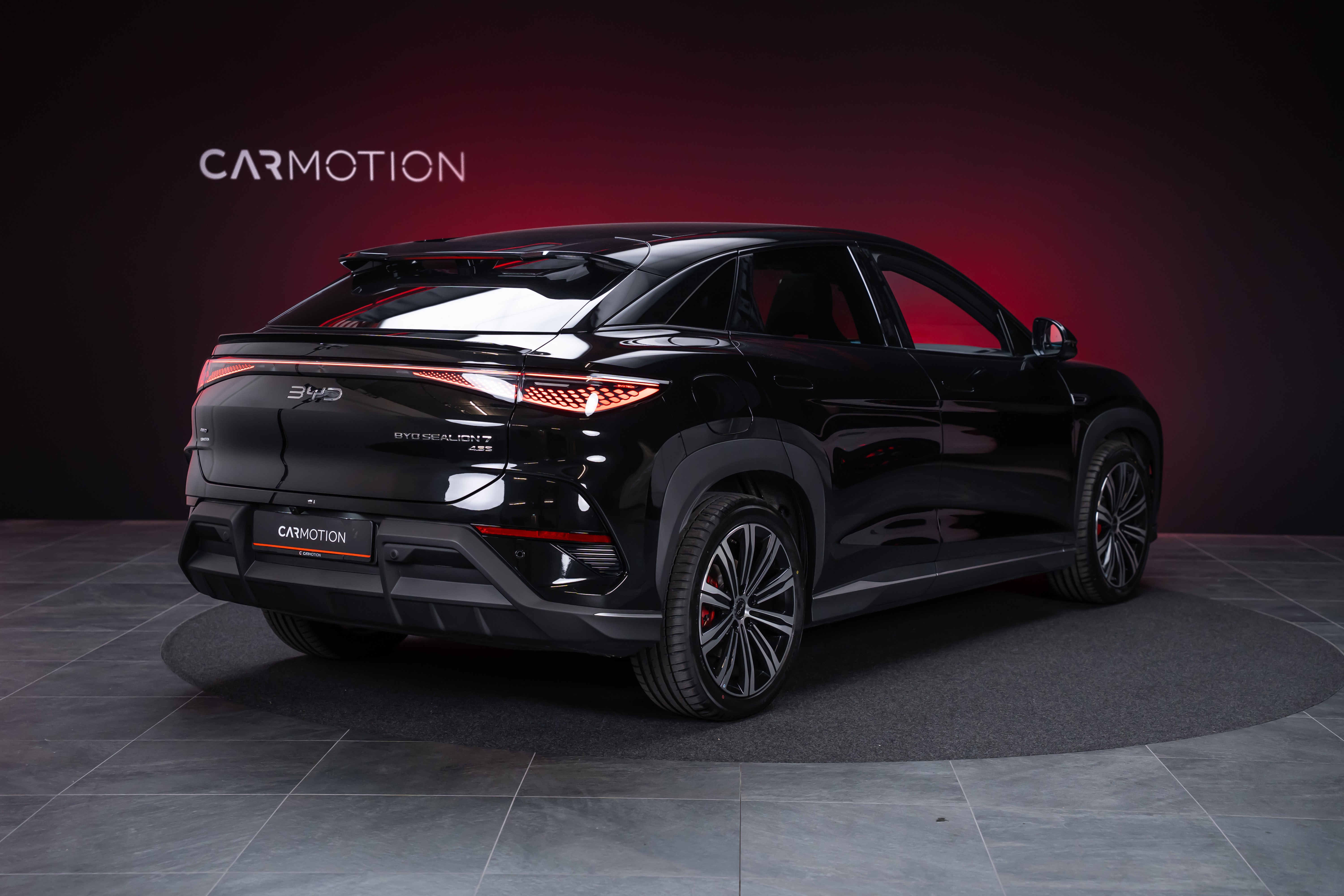 Sealion 7 91,3 kWh Excellence AWD / Panoramadach / Head-Up Display / 360° Kamera