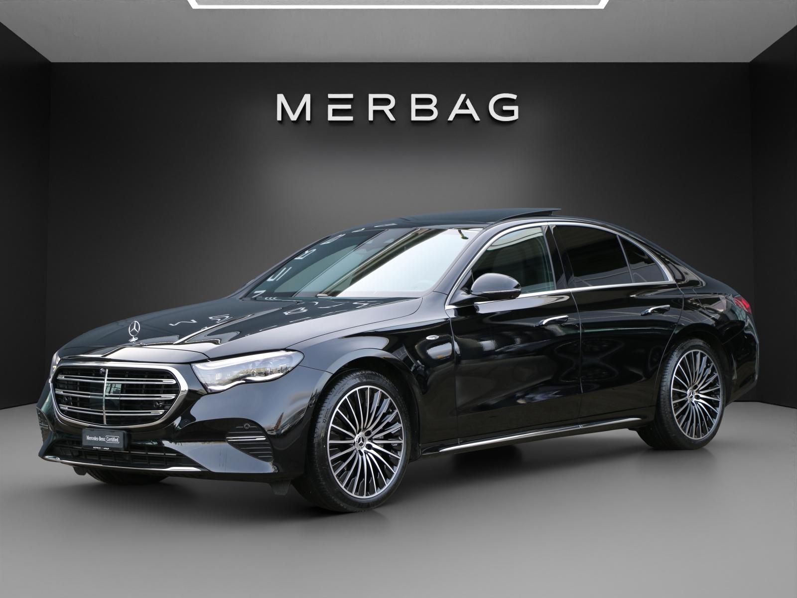 MERCEDES-BENZ E 300 e 4Matic 9G-Tronic