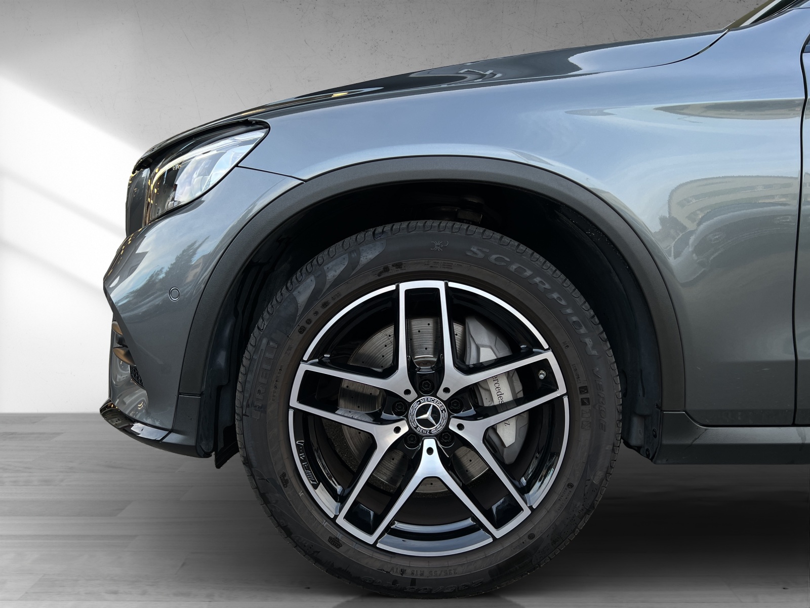 MERCEDES-BENZ GLC 300 AMG 4Matic - 17