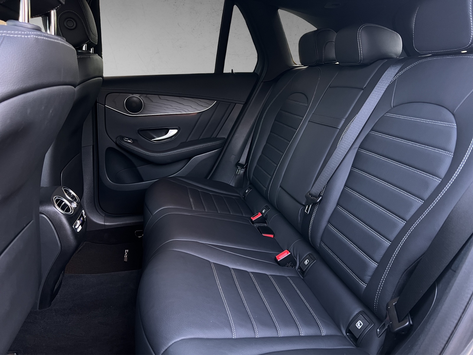 MERCEDES-BENZ GLC 300 AMG 4Matic - 15