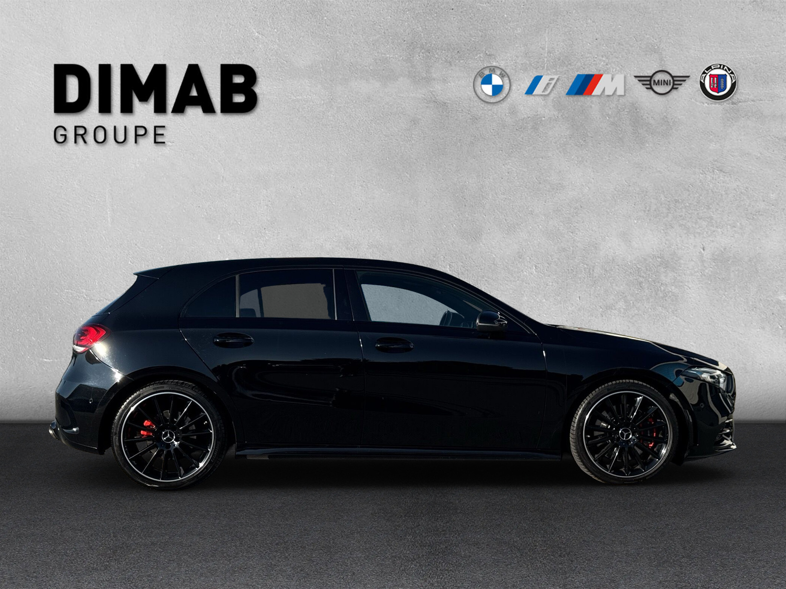 MERCEDES-BENZ A 250 AMG Line 4Matic - 6