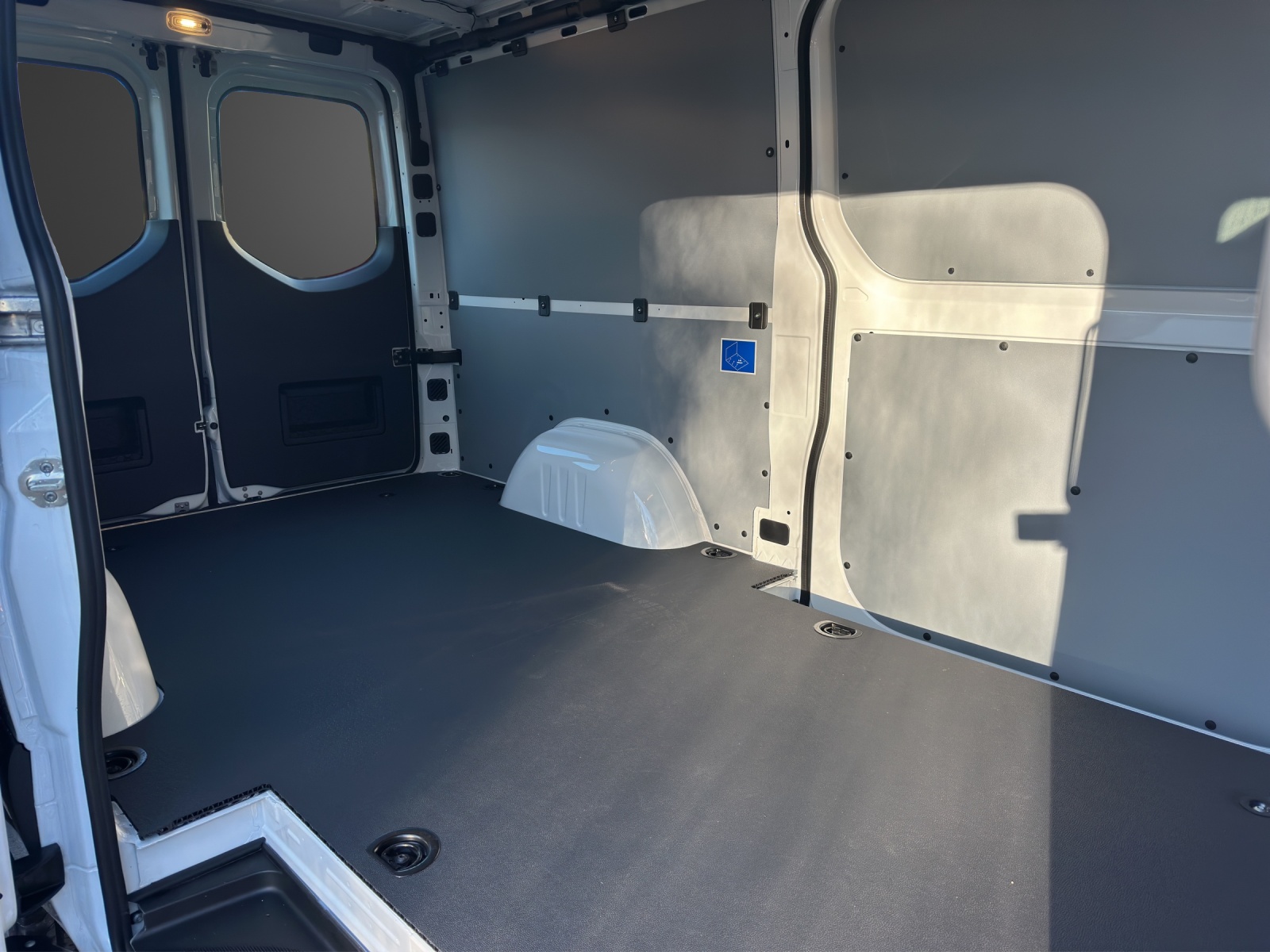 MERCEDES-BENZ Sprinter 319 CDI Standard 9G-TRONIC - 10