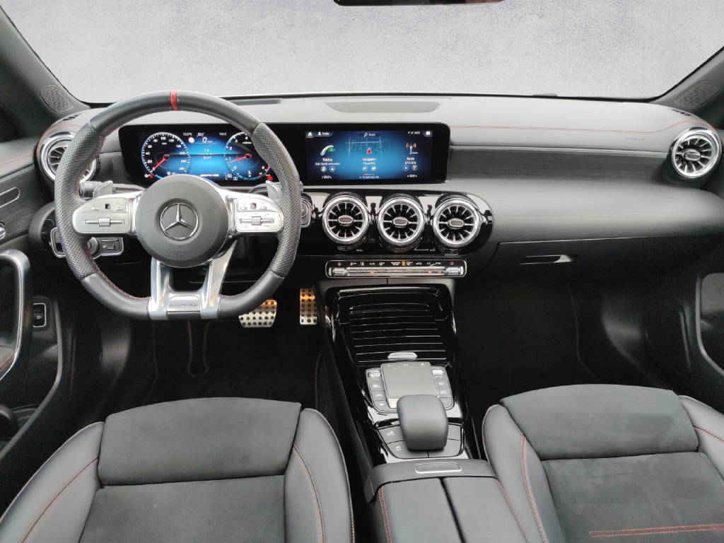 MERCEDES-BENZ CLA 35 AMG 4Matic - 14