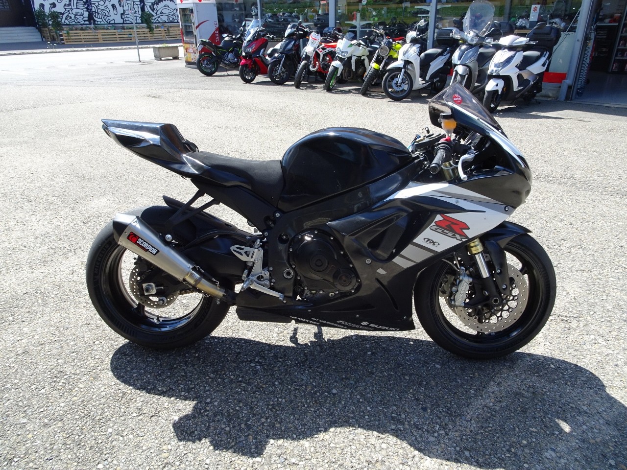 SUZUKI GSX-R 750 L1 Piste
