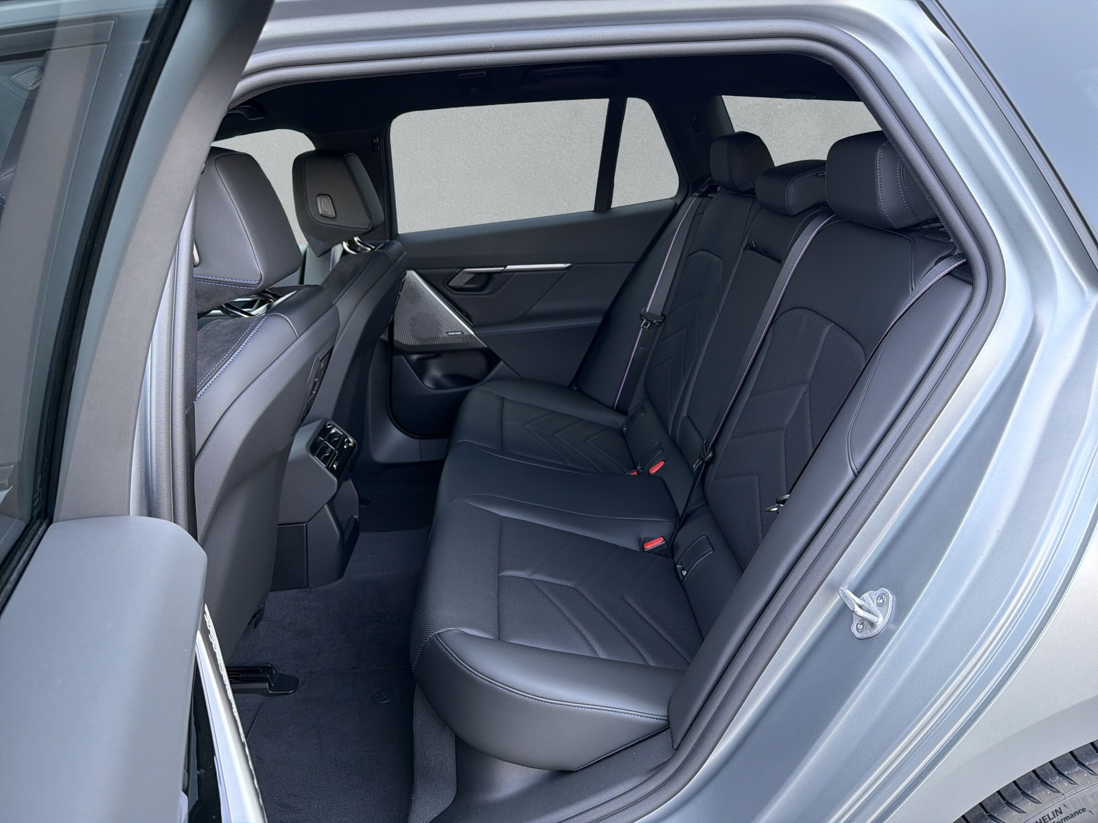 BMW i5 xDrive40 M Sport Pro - 16