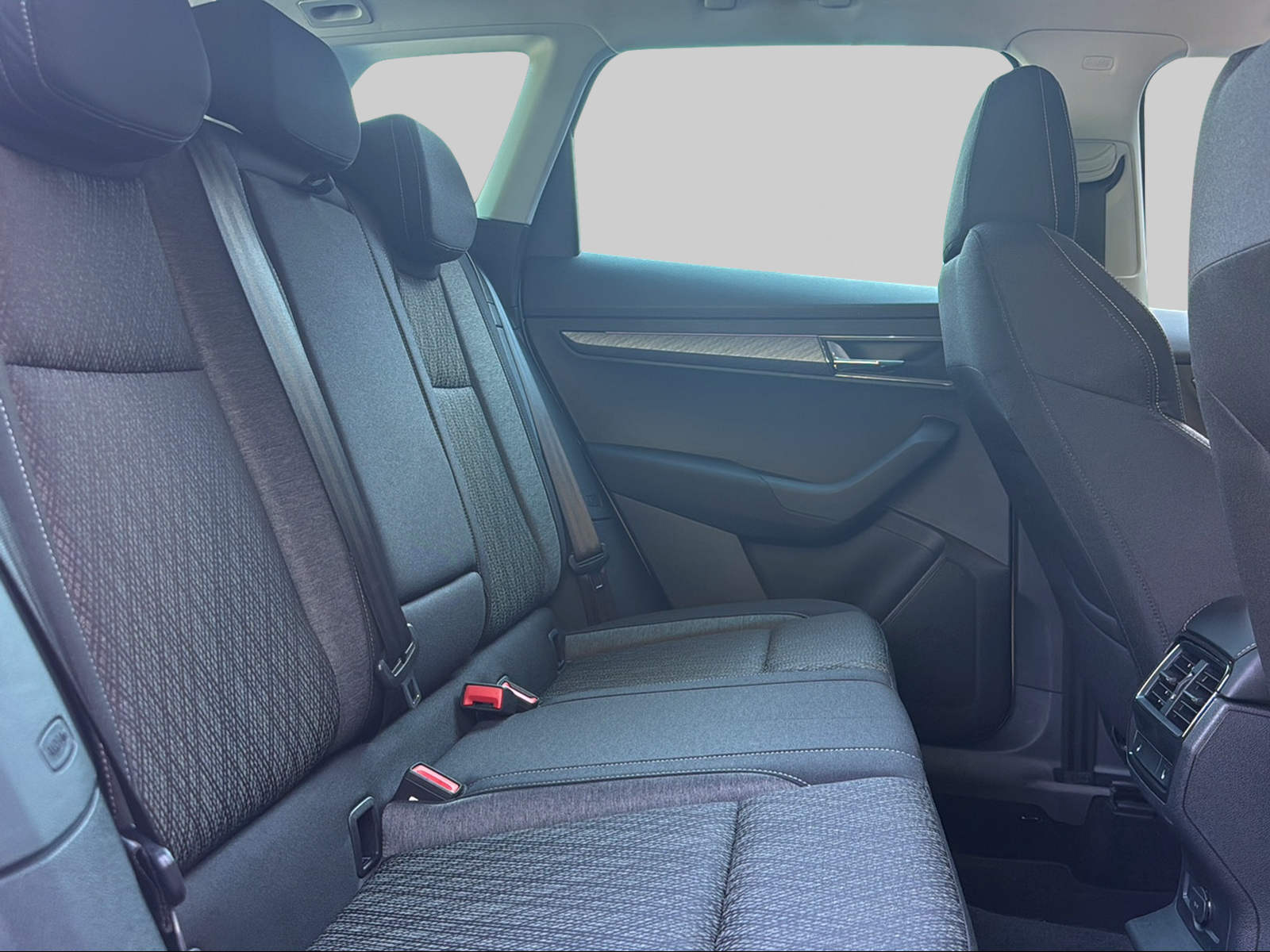 SKODA Karoq 2.0 TDI CR Style 4x4 DSG - 14