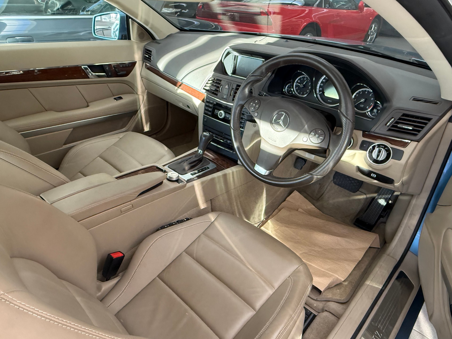 MERCEDES-BENZ E 350 CGI BlueEfficiency 7G-Tronic - 7