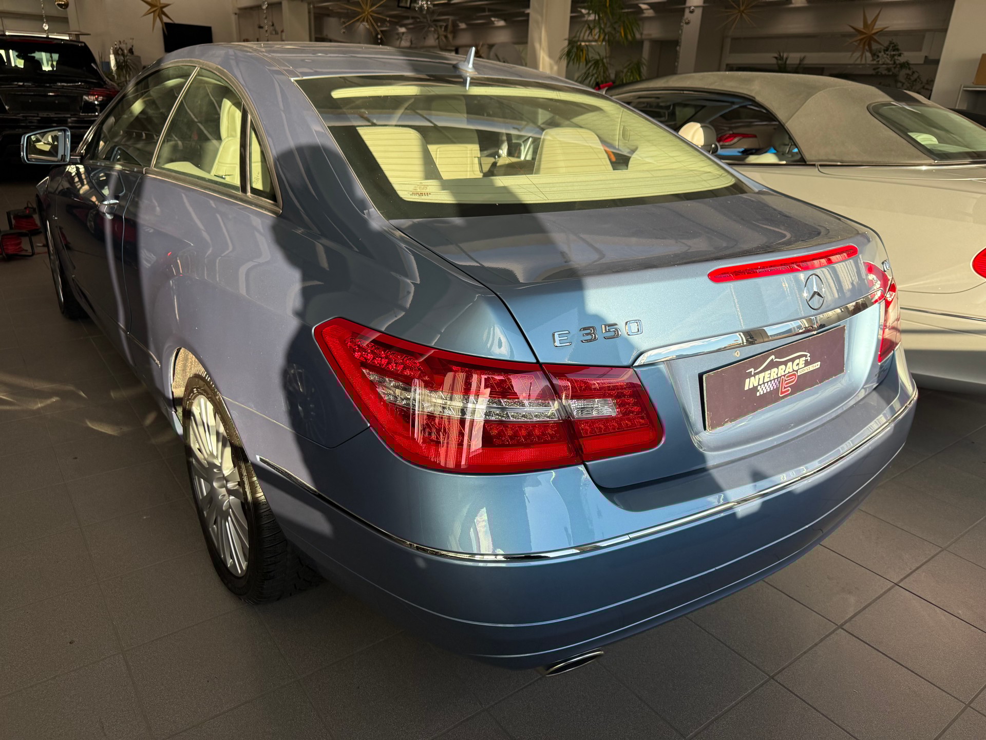 MERCEDES-BENZ E 350 CGI BlueEfficiency 7G-Tronic - 3