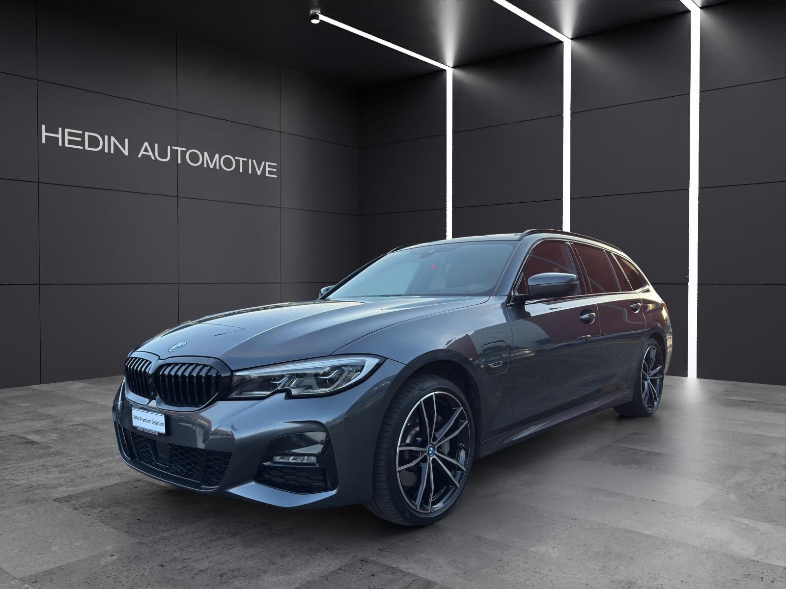 BMW 330e xDrive Touring Kombi