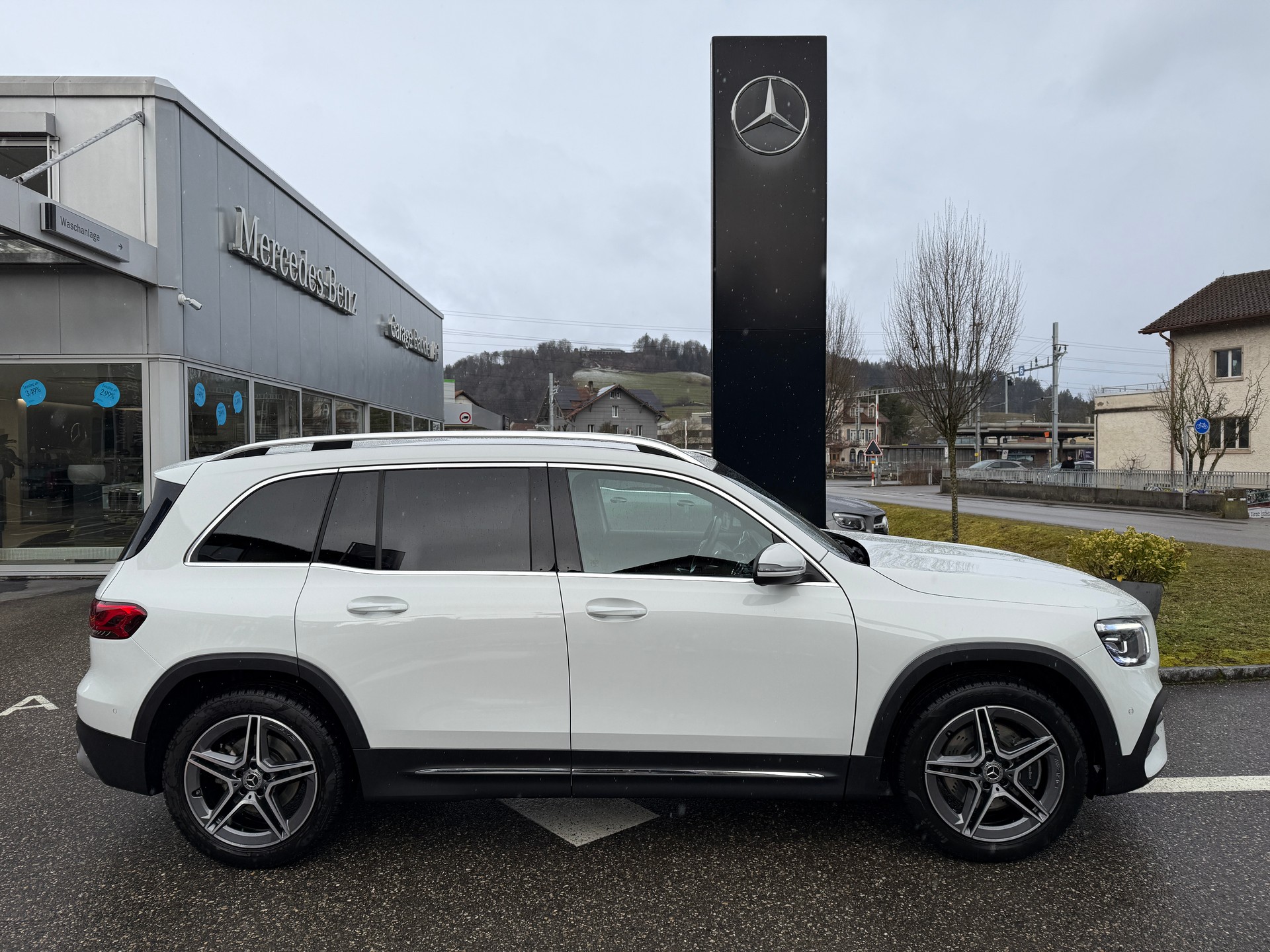 MERCEDES-BENZ GLB 250 AMG Line 4 MATIC - 9