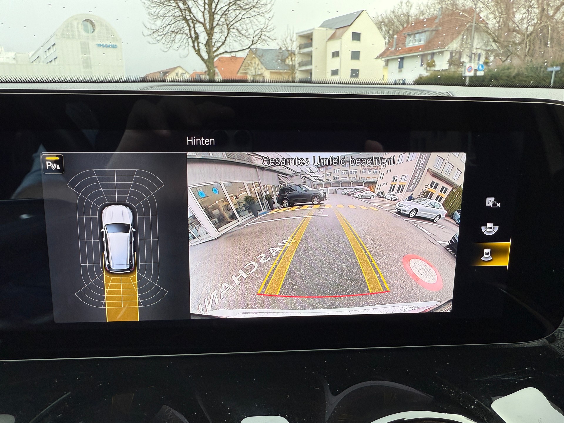 MERCEDES-BENZ GLB 250 AMG Line 4 MATIC - 11