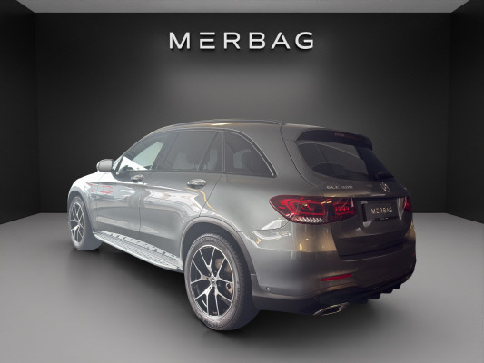 MERCEDES-BENZ GLC 300 AMG Line 4Matic - 3