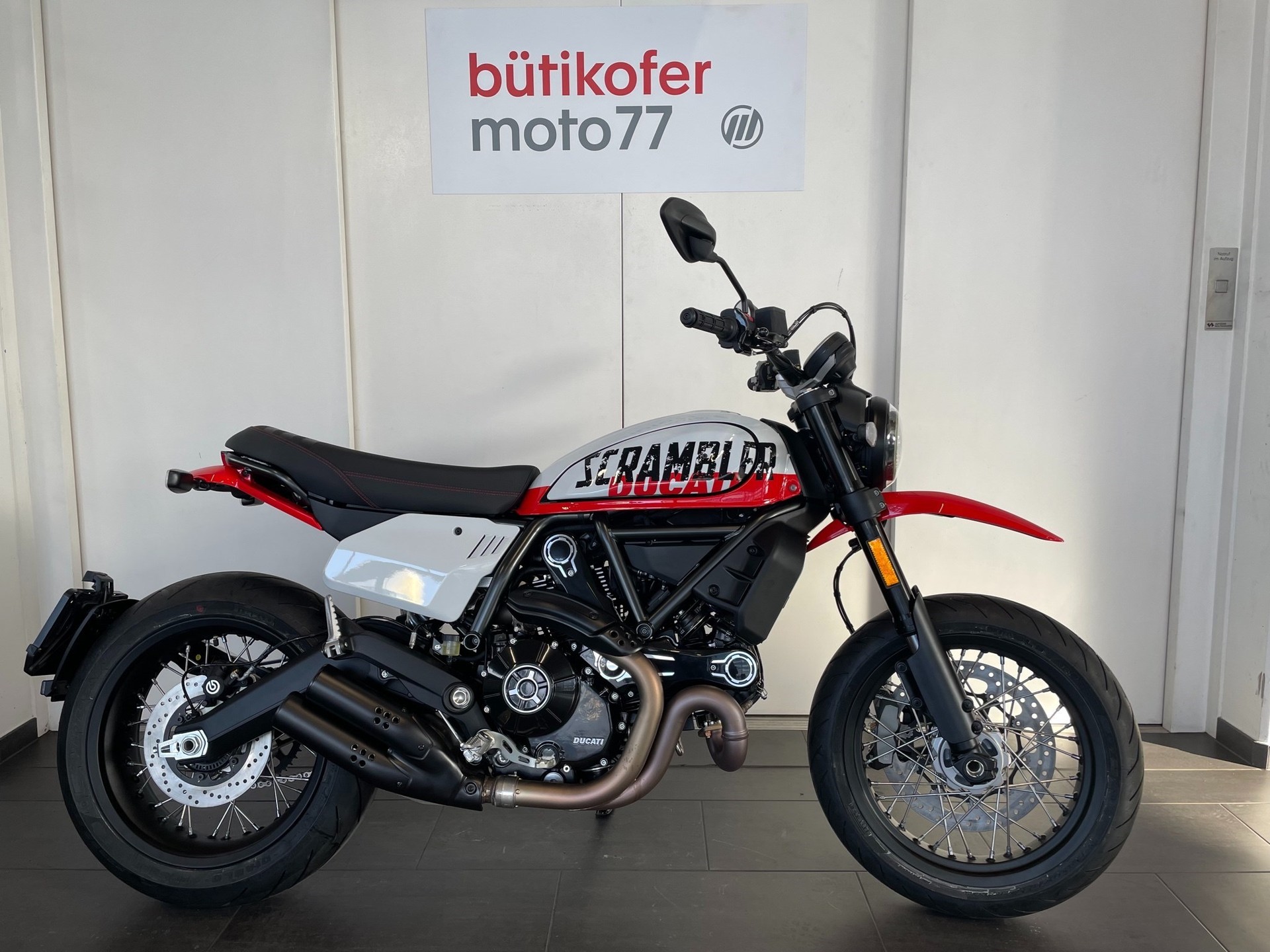 DUCATI SCRAMBLER 803 Urban Motard ABS - 2