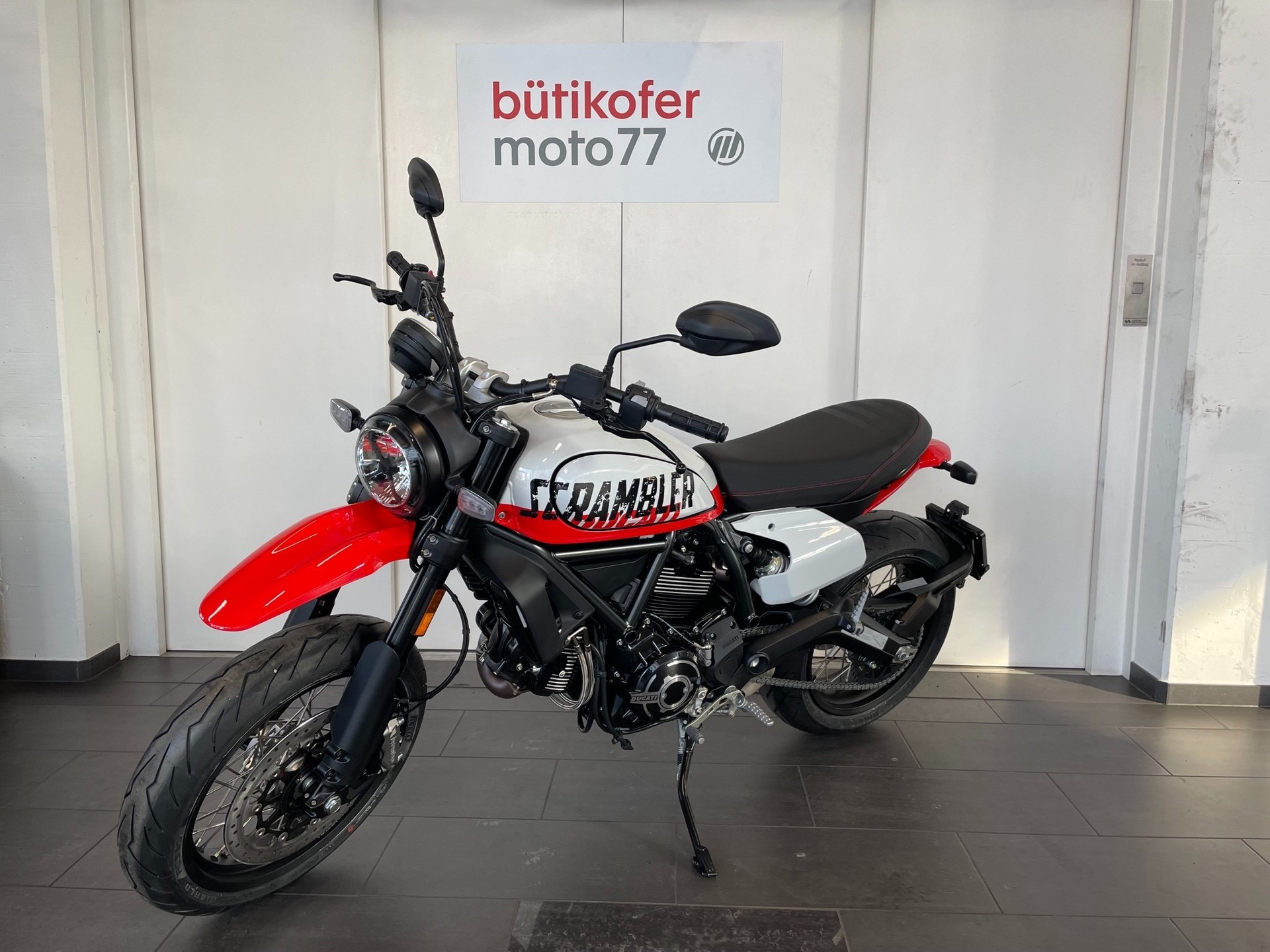 DUCATI SCRAMBLER 803 Urban Motard ABS - 3