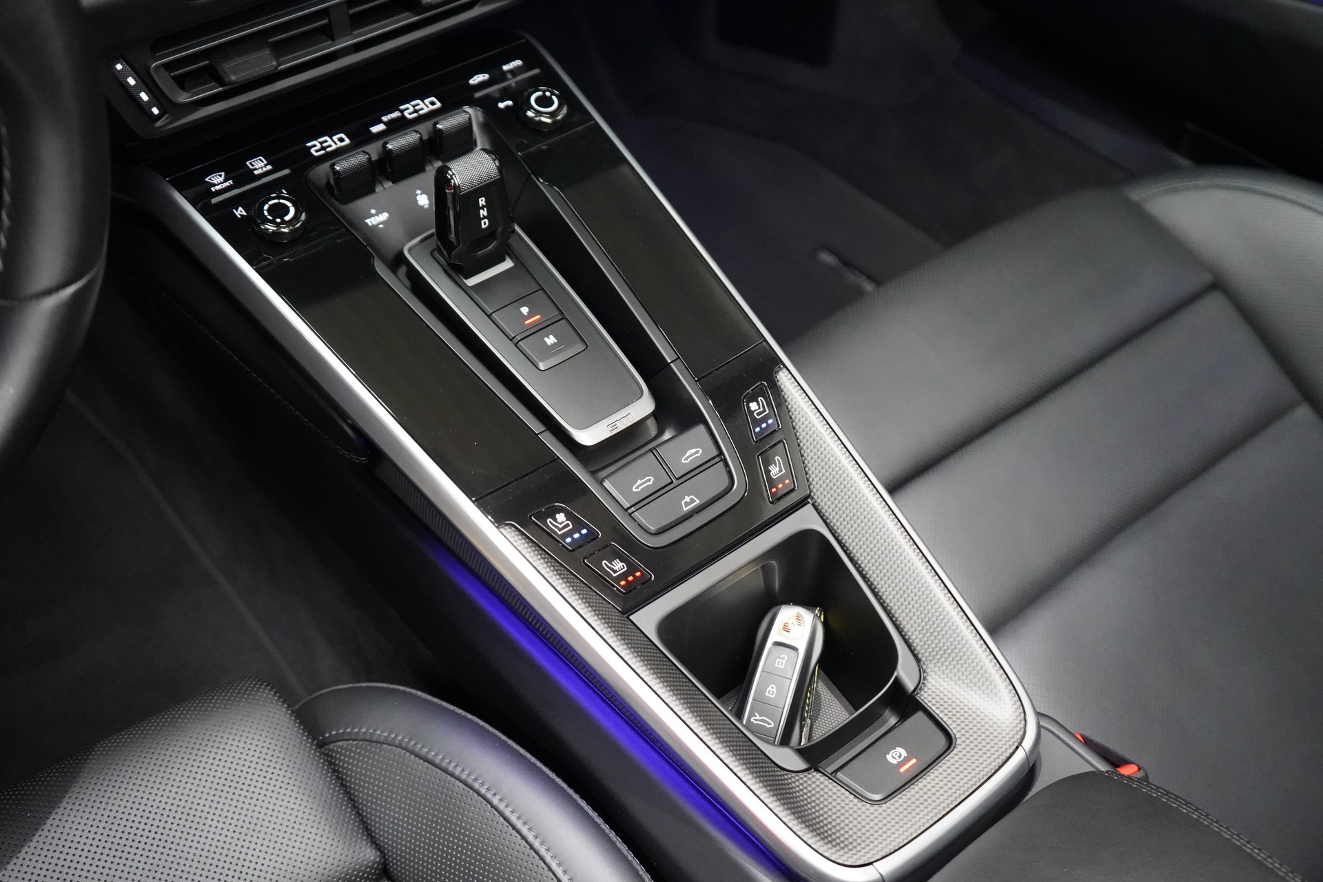 PORSCHE 911 Turbo S Cabriolet PDK - 19